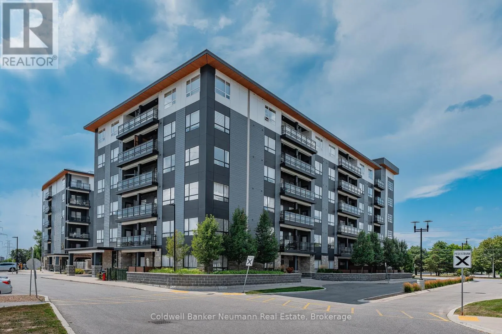 210 - 247 NORTHFIELD DRIVE E, #210