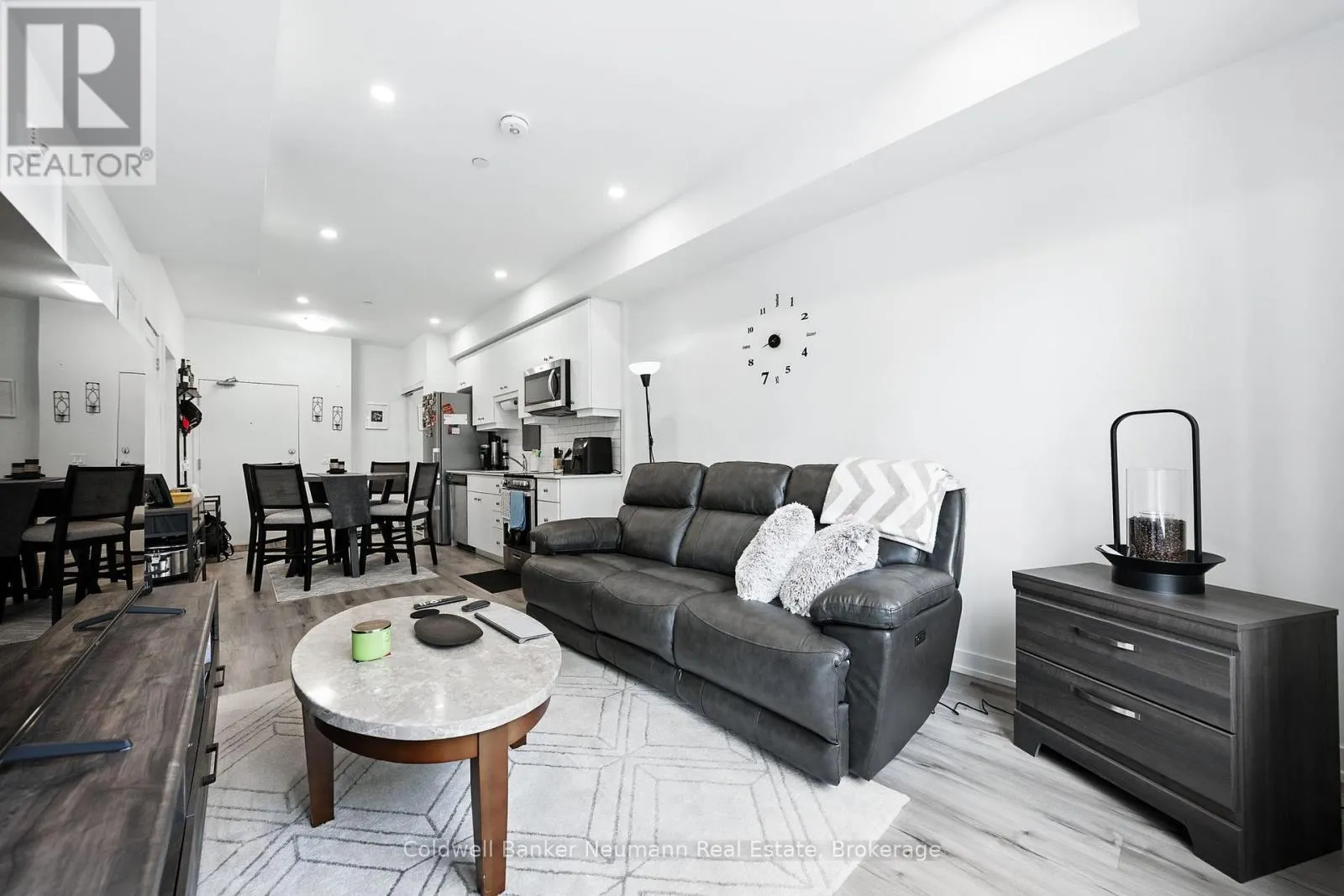 210 - 247 NORTHFIELD DRIVE E, #210