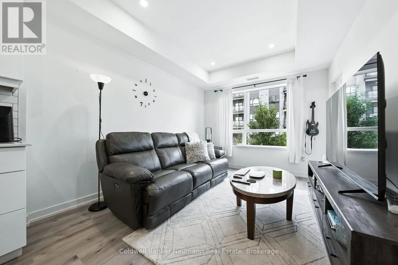 210 - 247 NORTHFIELD DRIVE E, #210
