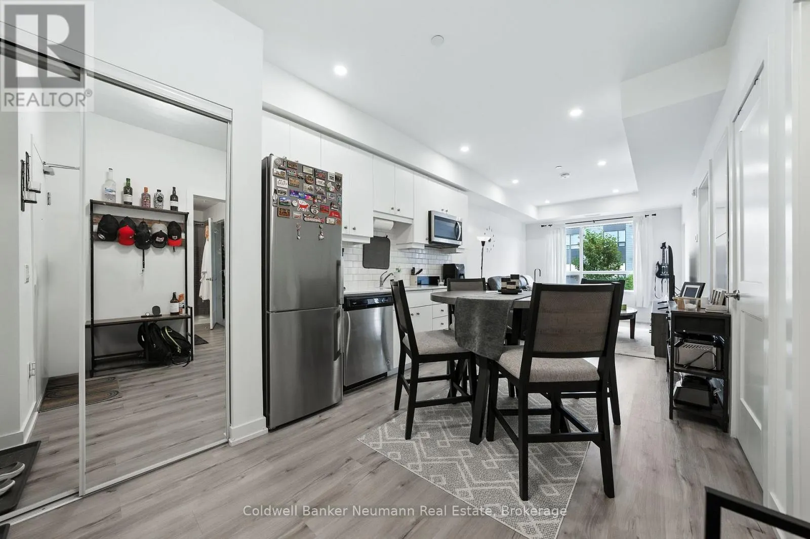 210 - 247 NORTHFIELD DRIVE E, #210