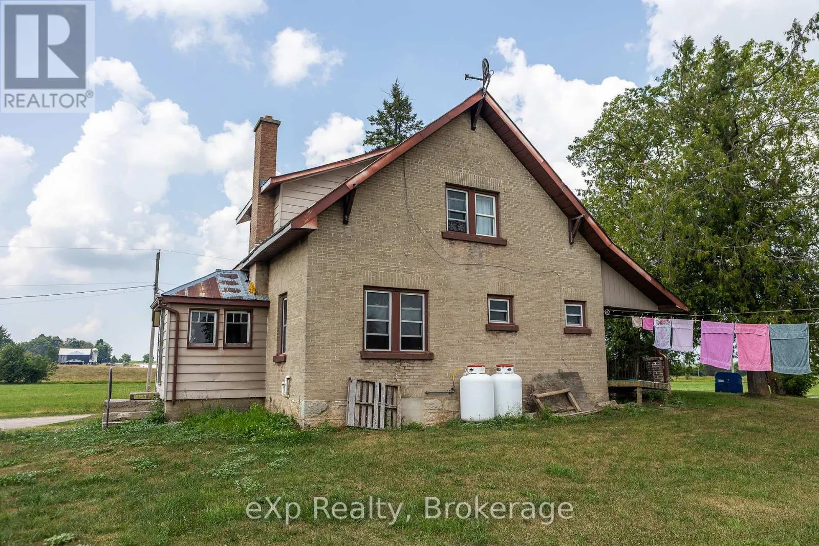 223 CONCESSION 10E