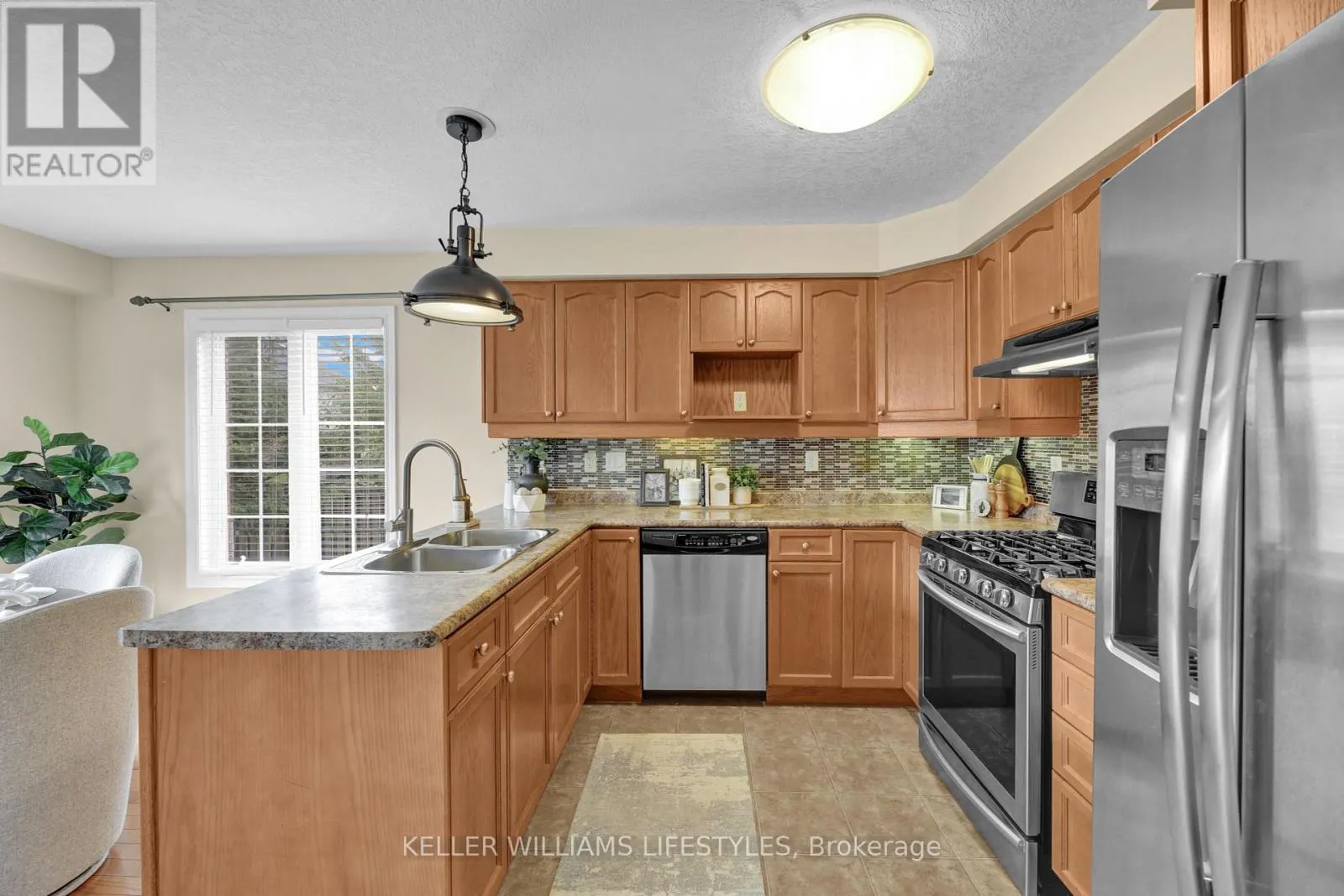480 SUNNYSTONE ROAD