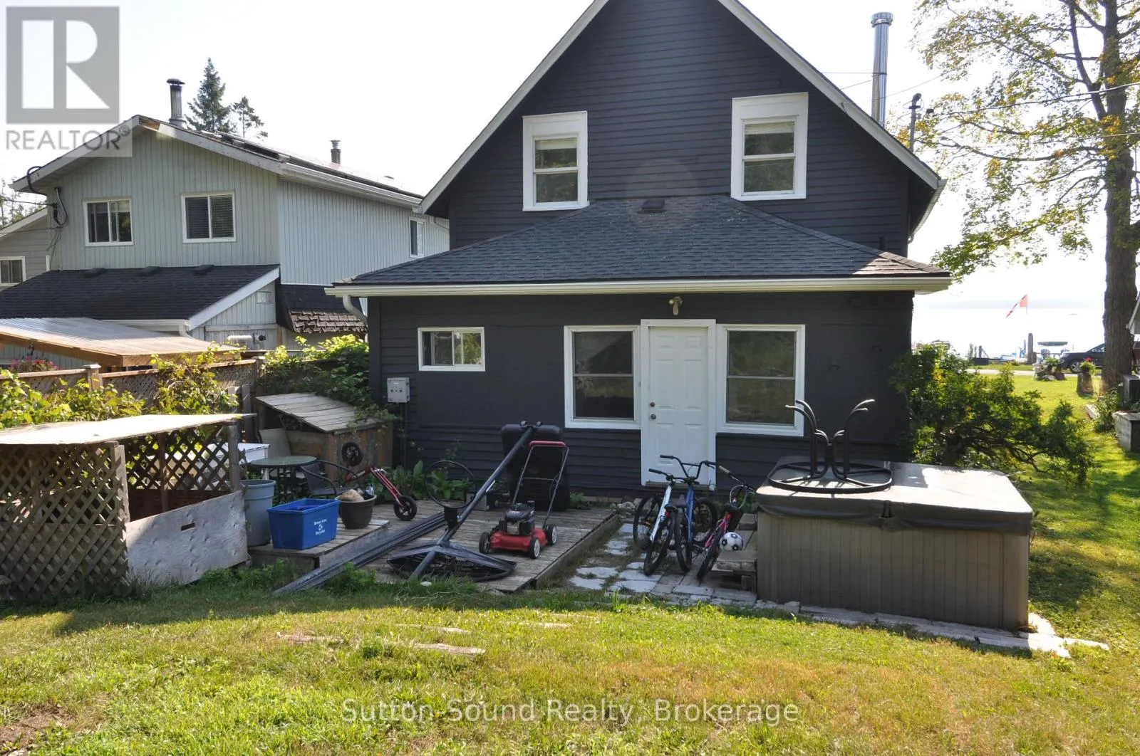 166 OLD BEACH DRIVE