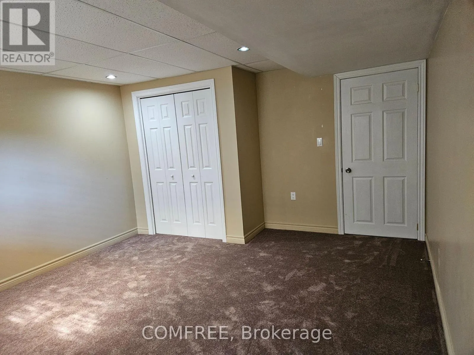 20 NORMANDY AVENUE