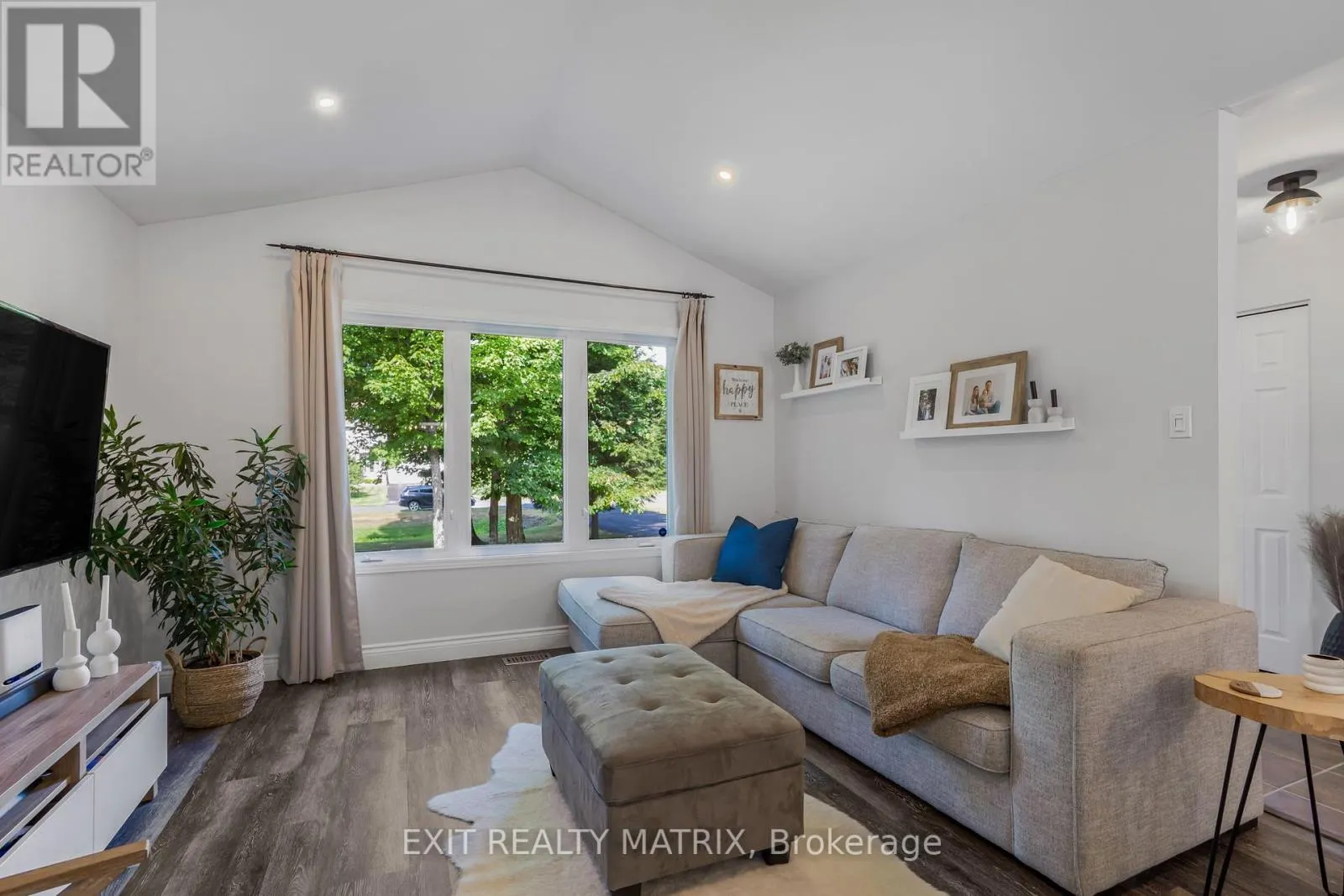 620 DU PARC ROAD