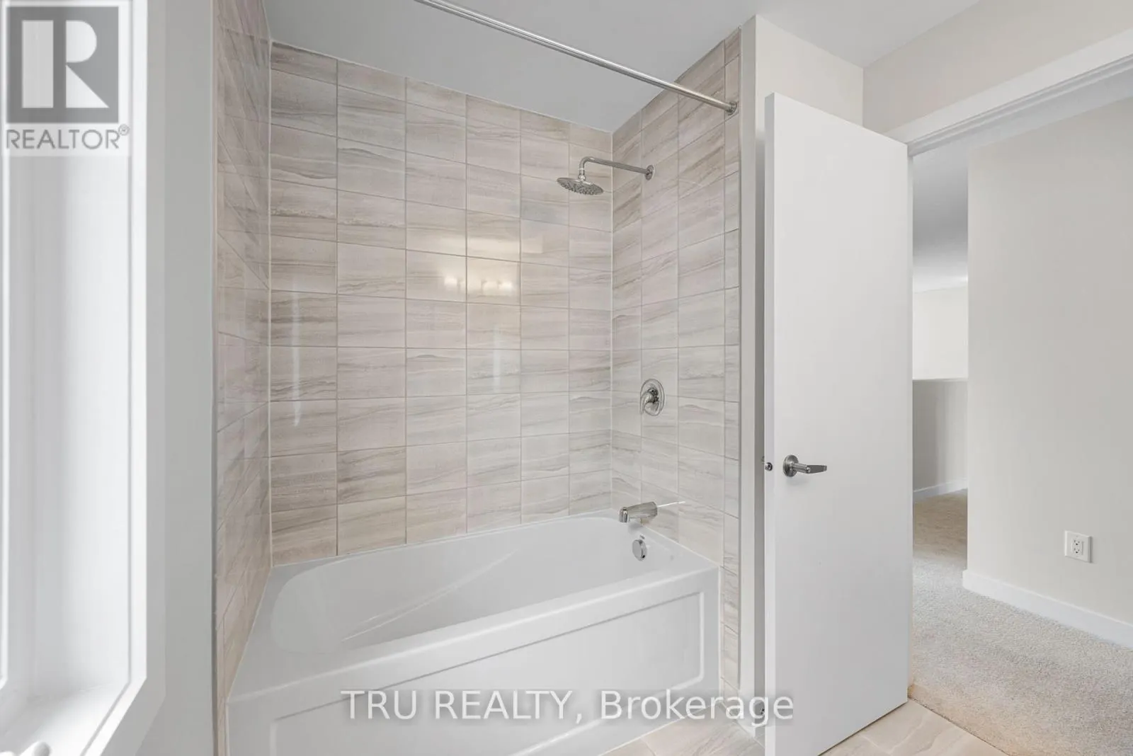 947 SEAGRAVE LANE