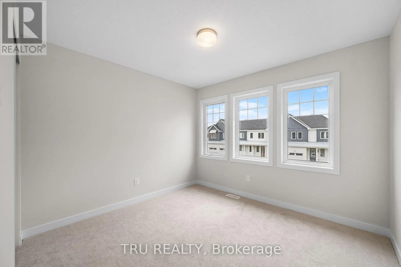 947 SEAGRAVE LANE