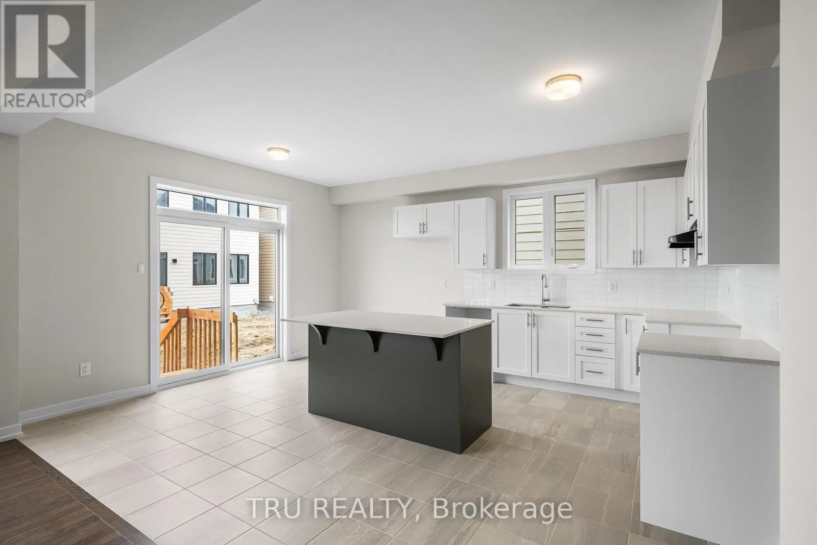 947 SEAGRAVE LANE