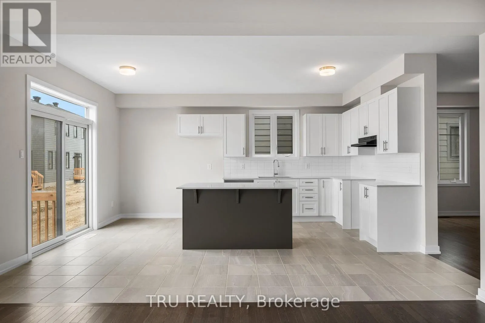 947 SEAGRAVE LANE