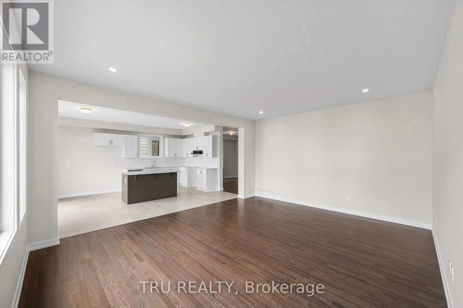 947 SEAGRAVE LANE