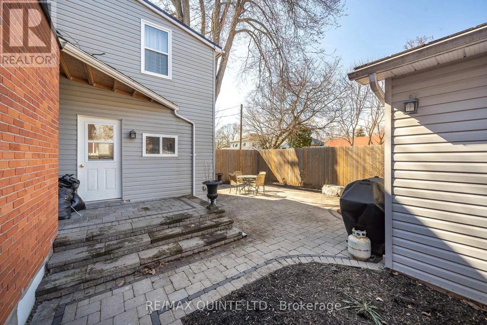 156 BRIDGE STREET E