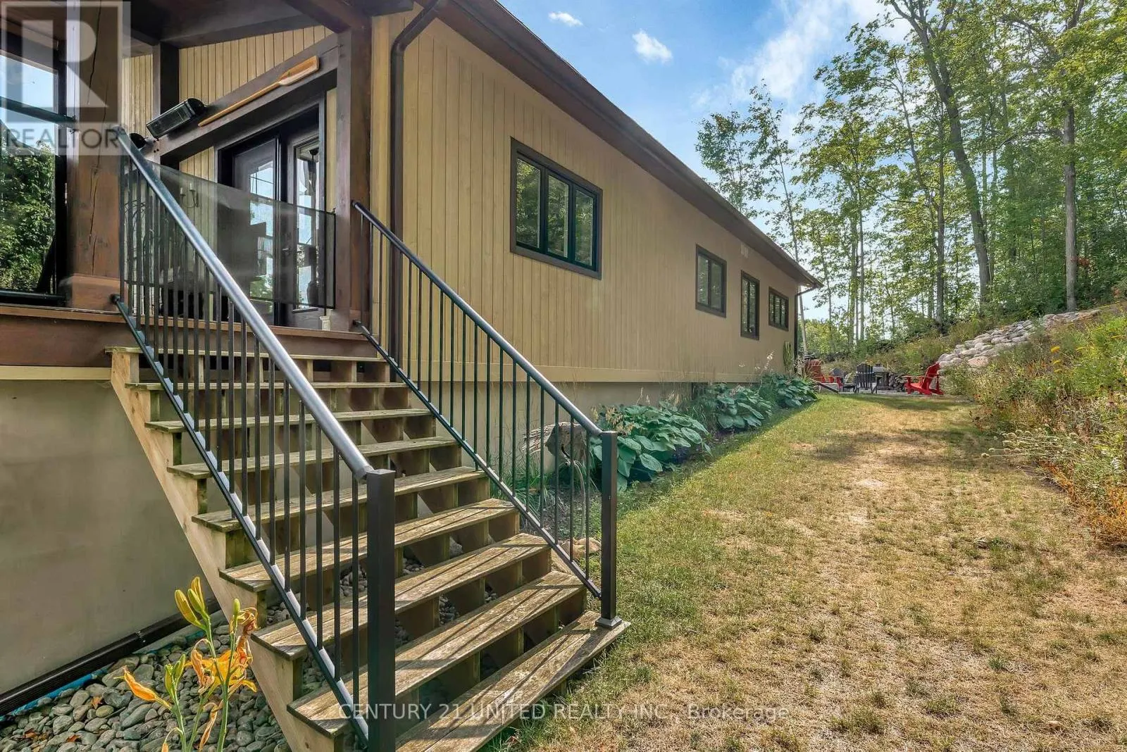 72 DARLING DRIVE