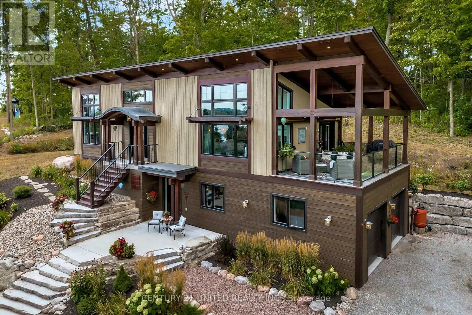 72 DARLING DRIVE