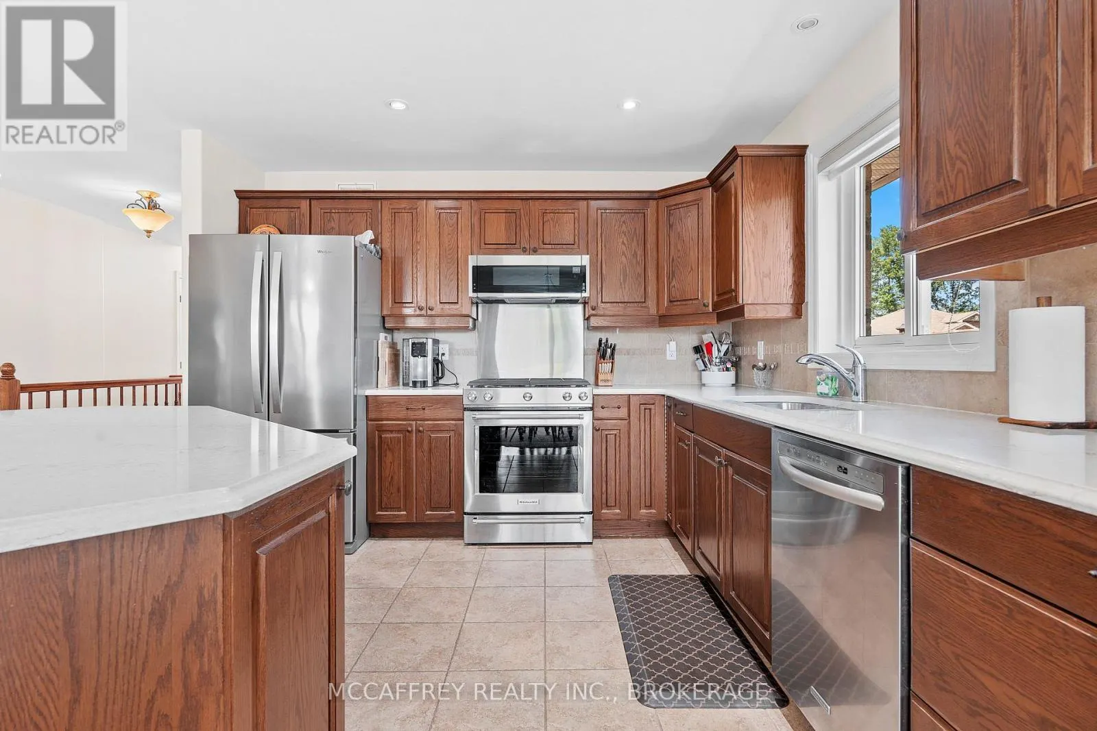 27 ASHWOOD CRESCENT