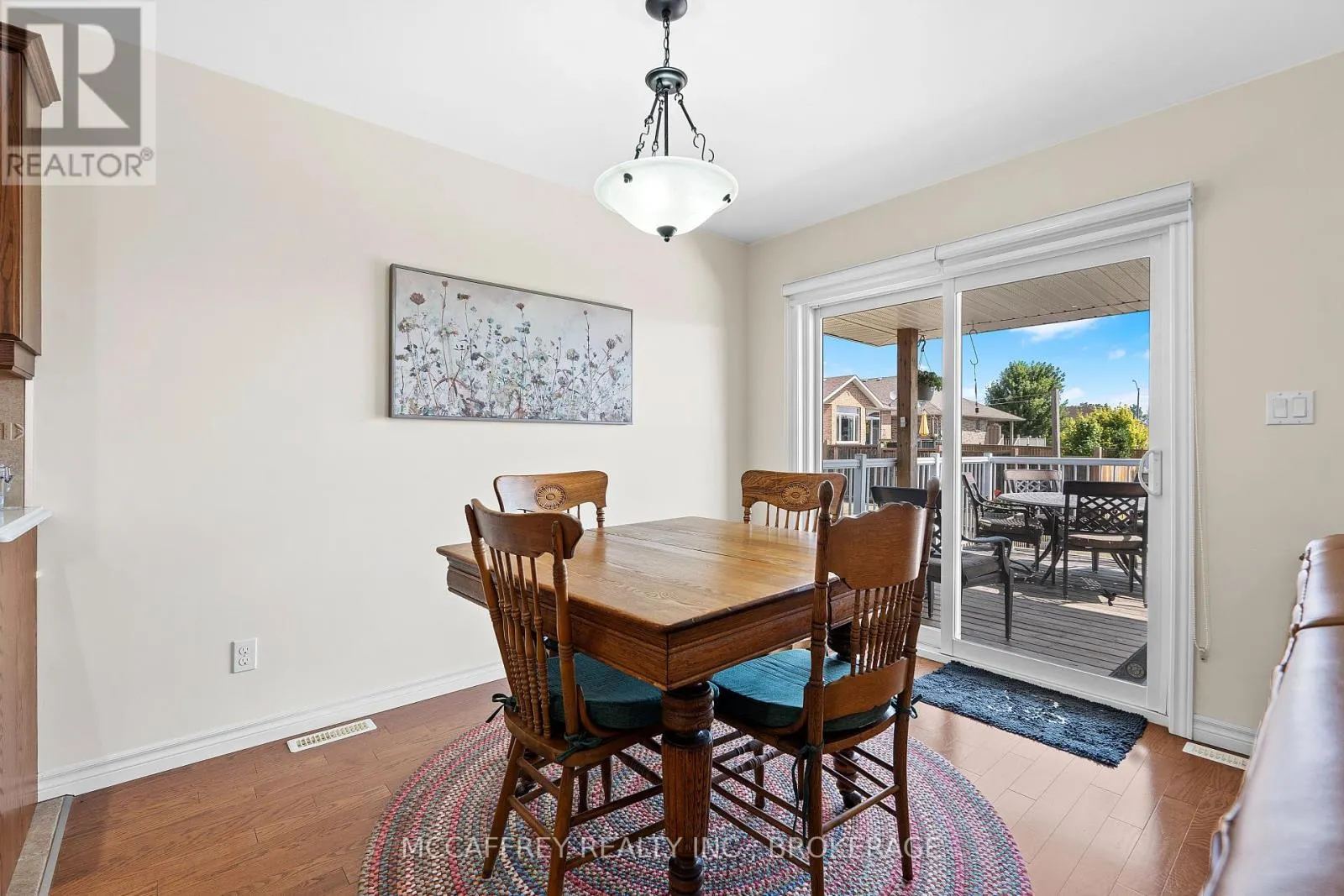 27 ASHWOOD CRESCENT