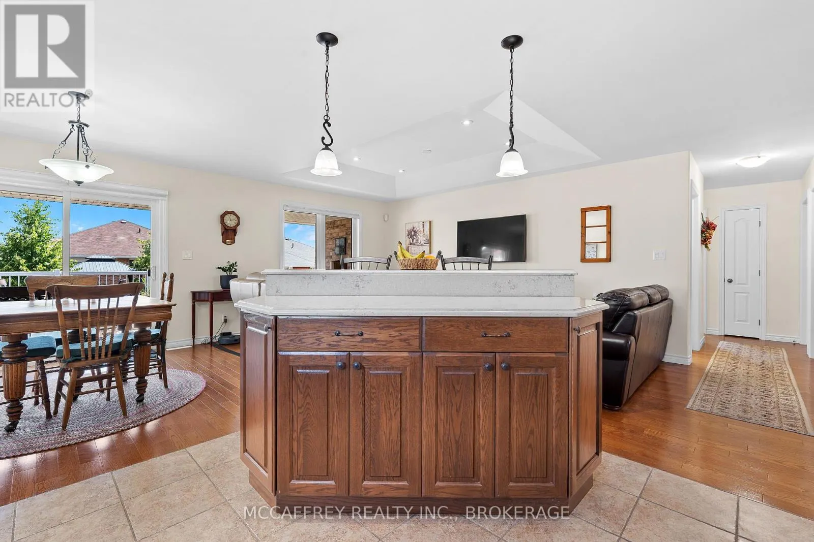 27 ASHWOOD CRESCENT