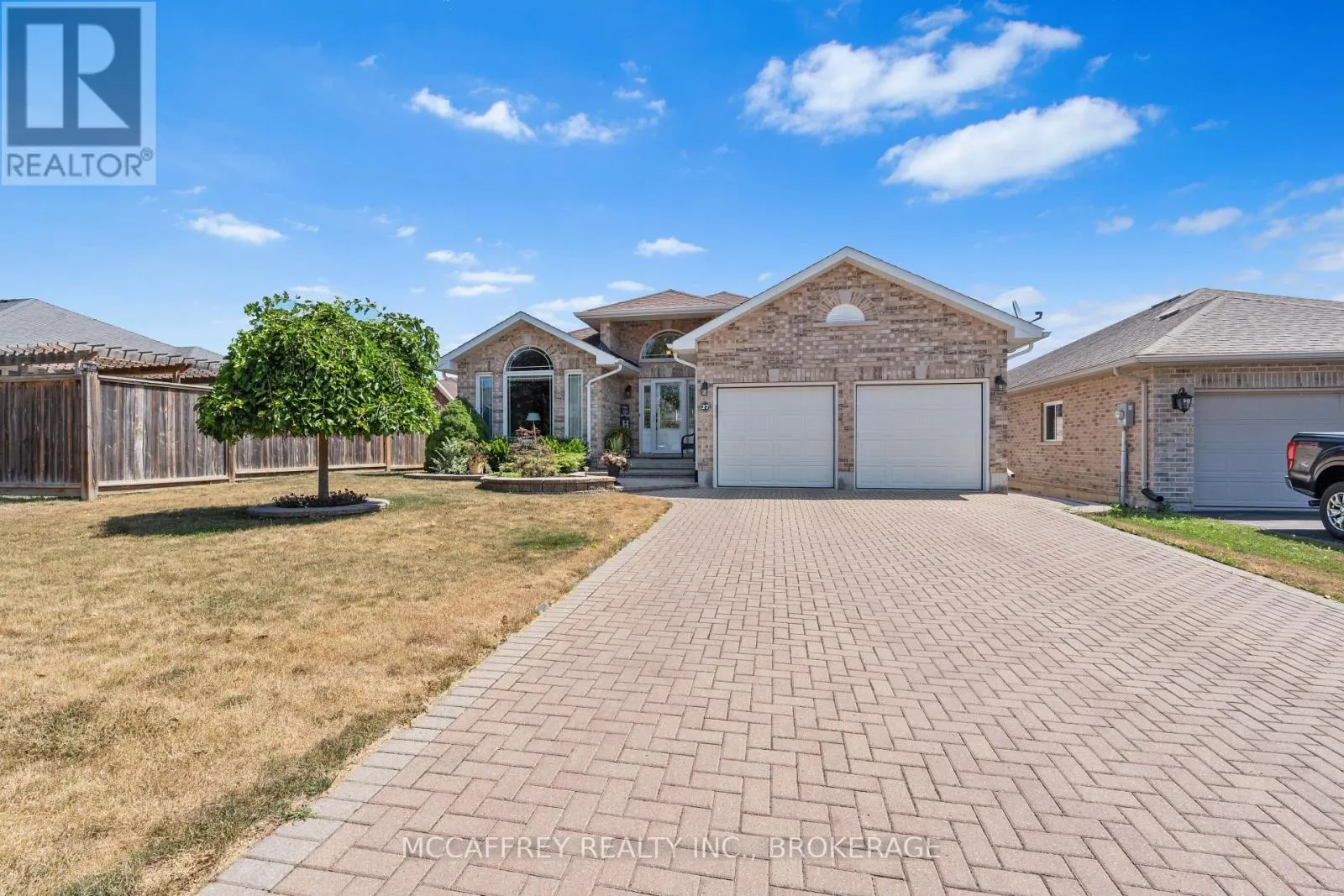 27 ASHWOOD CRESCENT