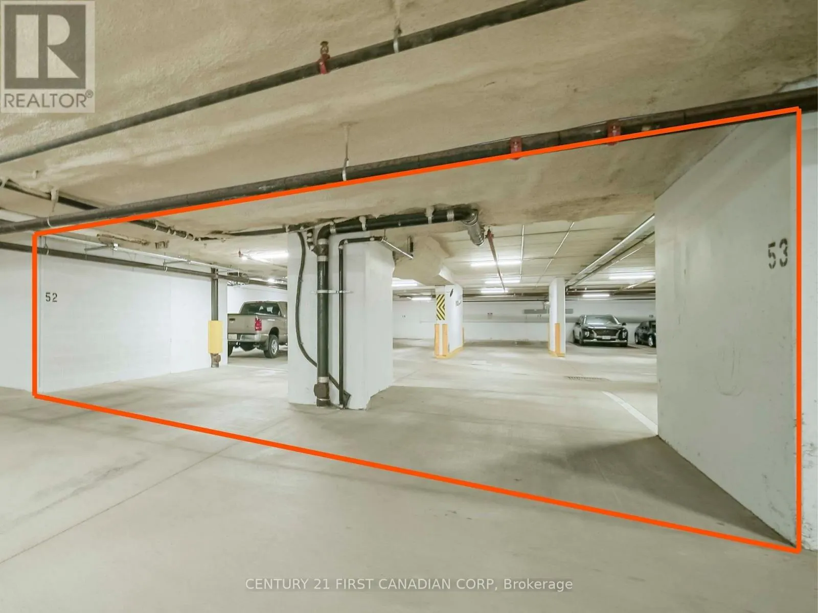 810 - 240 VILLAGEWALK BOULEVARD, #810