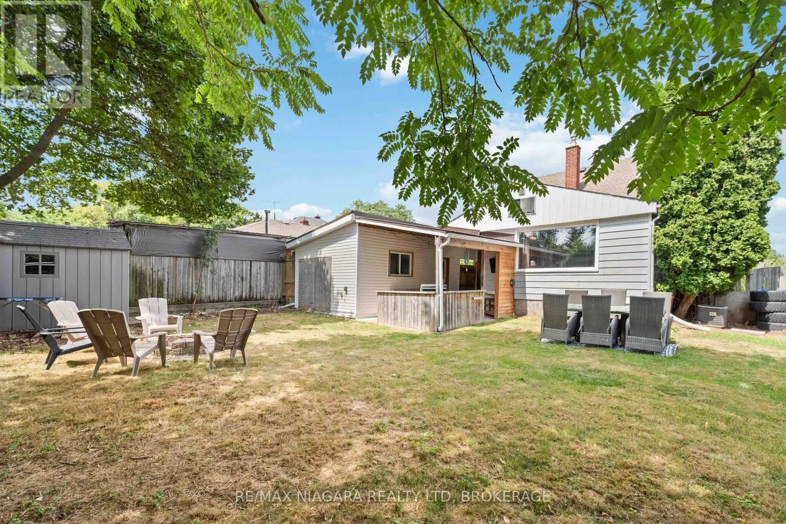 15 CONLON CRESCENT