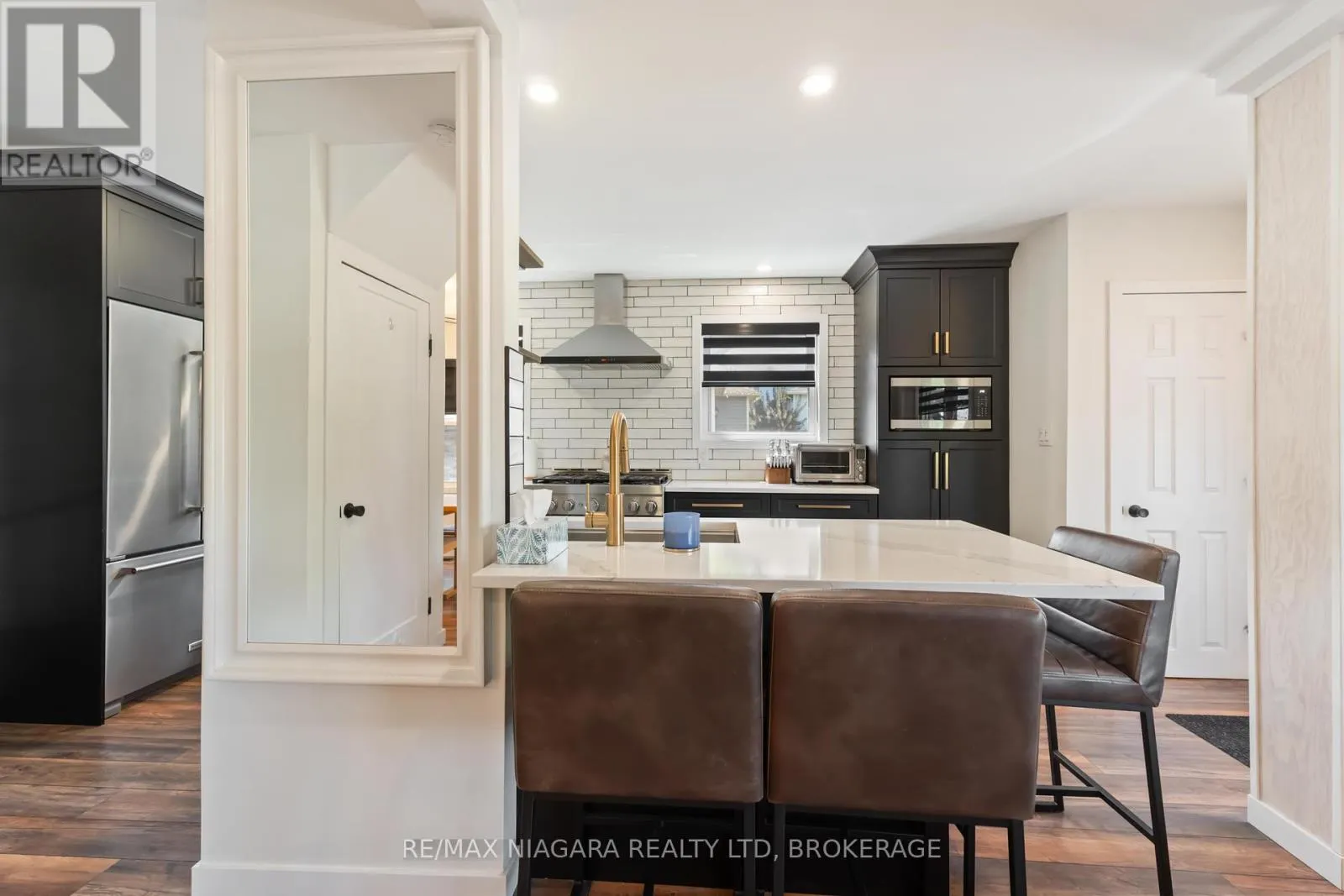 15 CONLON CRESCENT