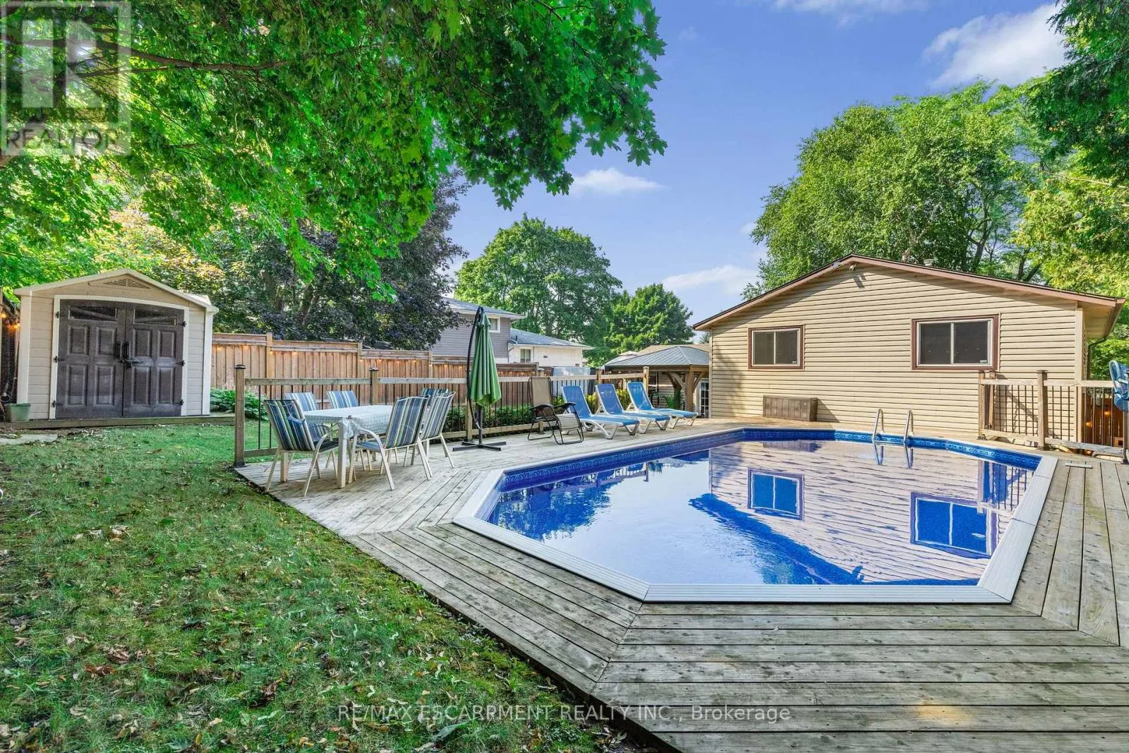 37 GLENVALE DRIVE