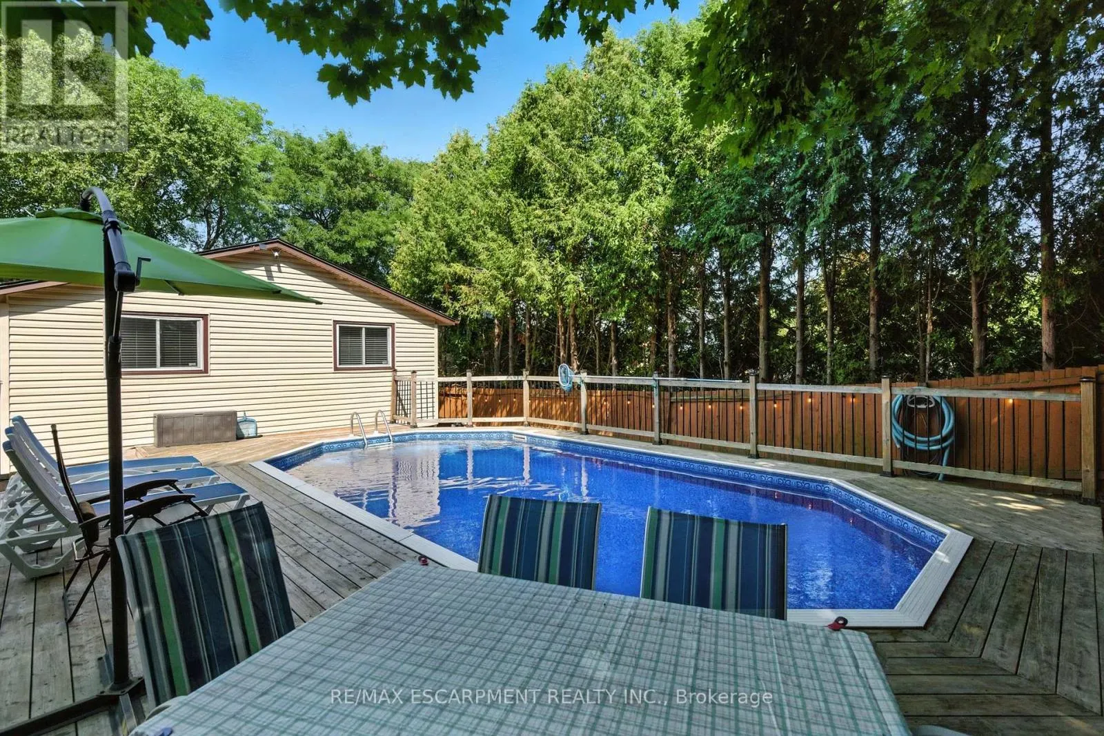 37 GLENVALE DRIVE
