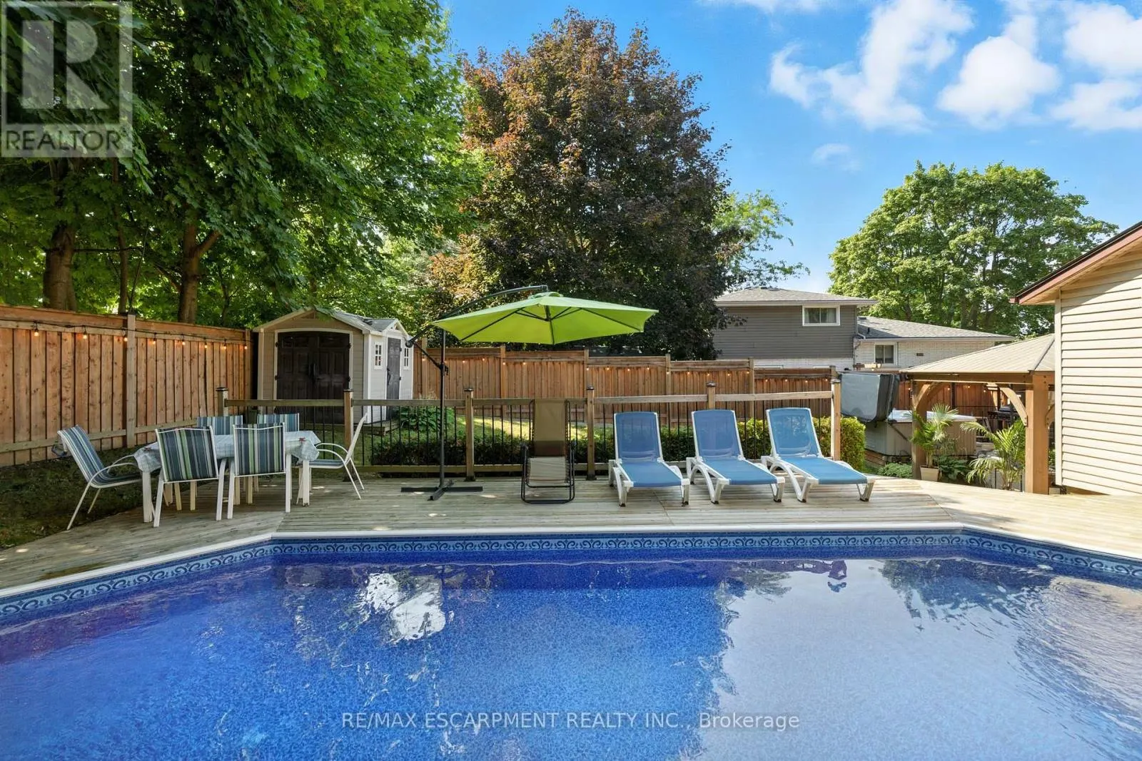 37 GLENVALE DRIVE