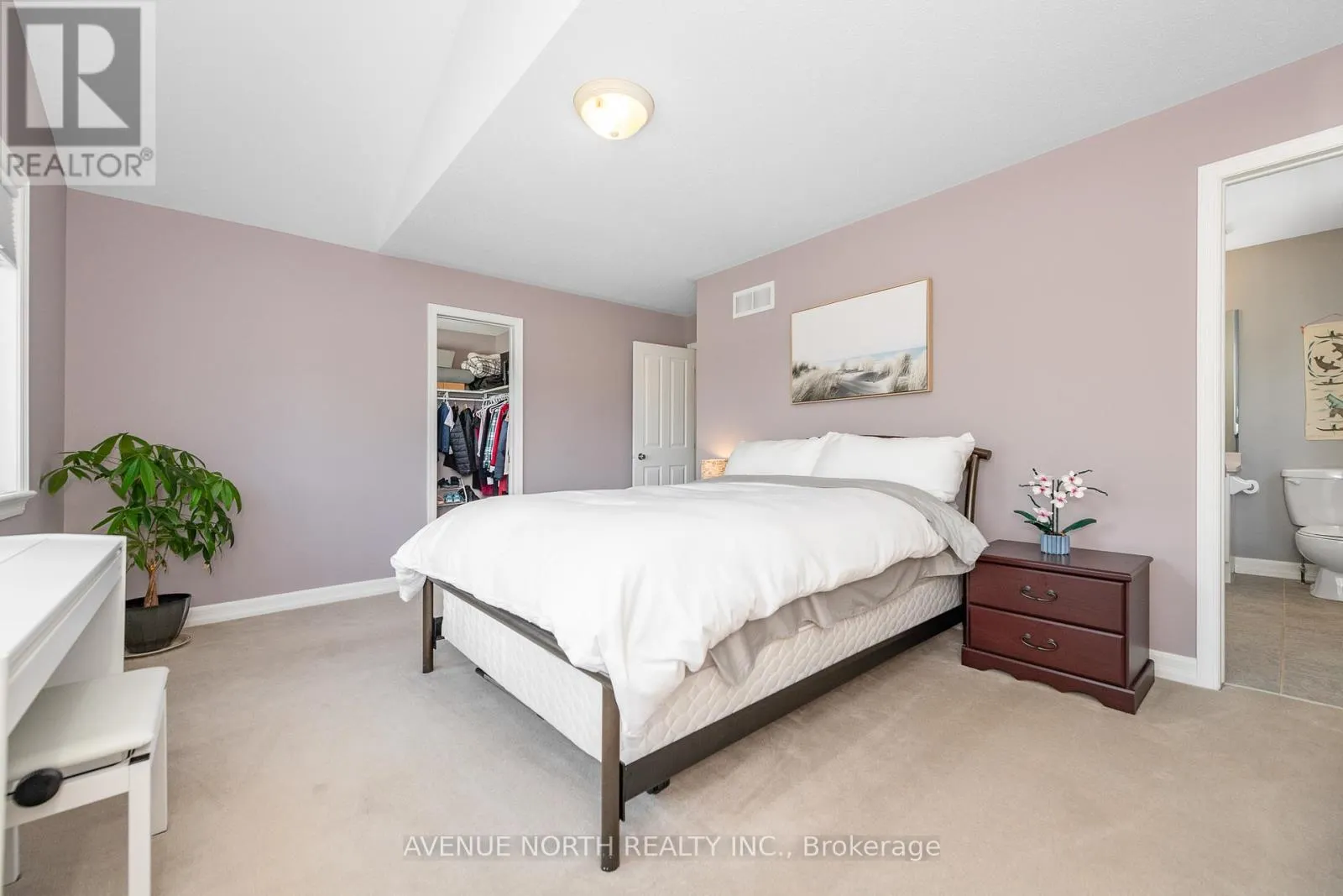 7 CALDERWOOD WAY
