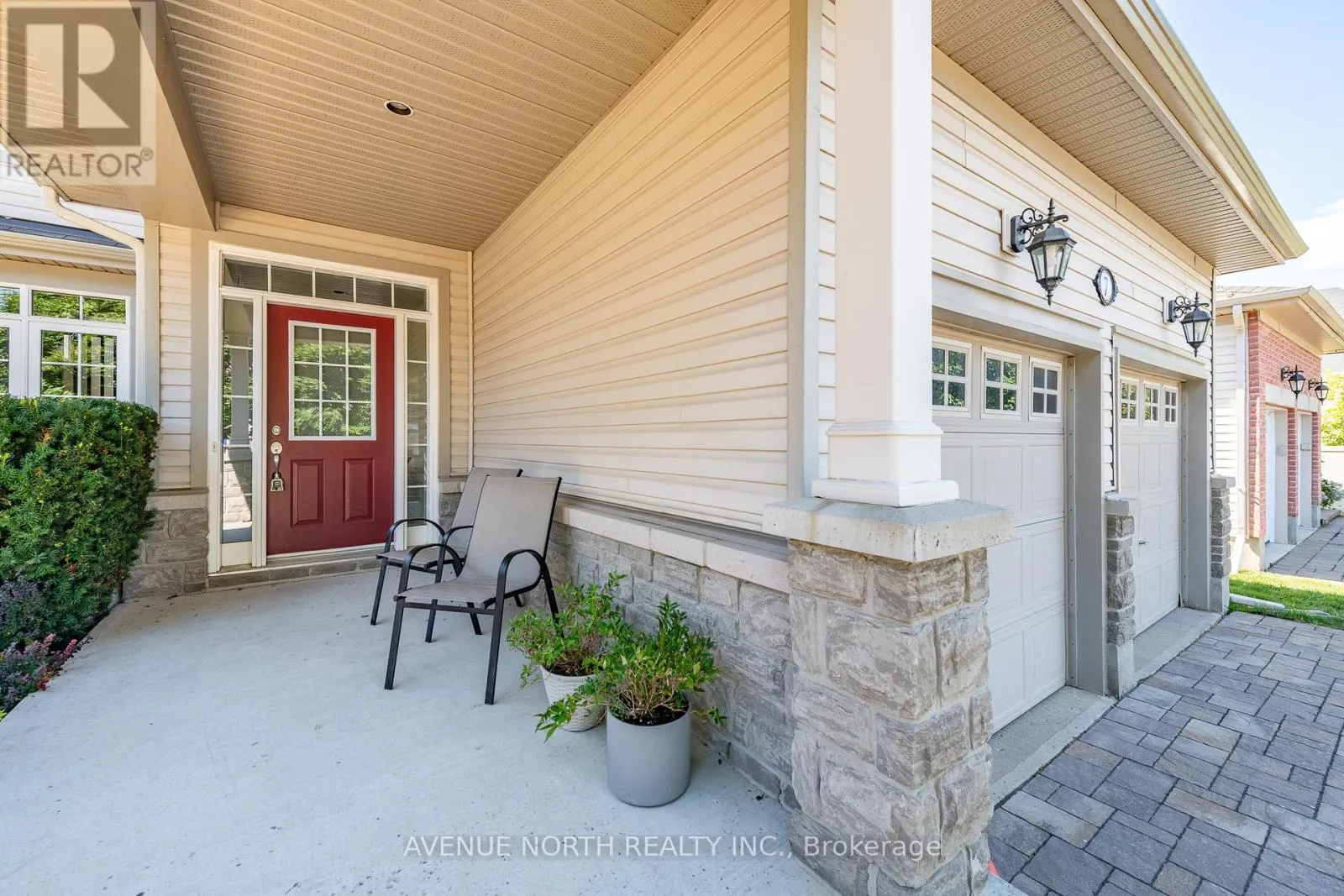 7 CALDERWOOD WAY