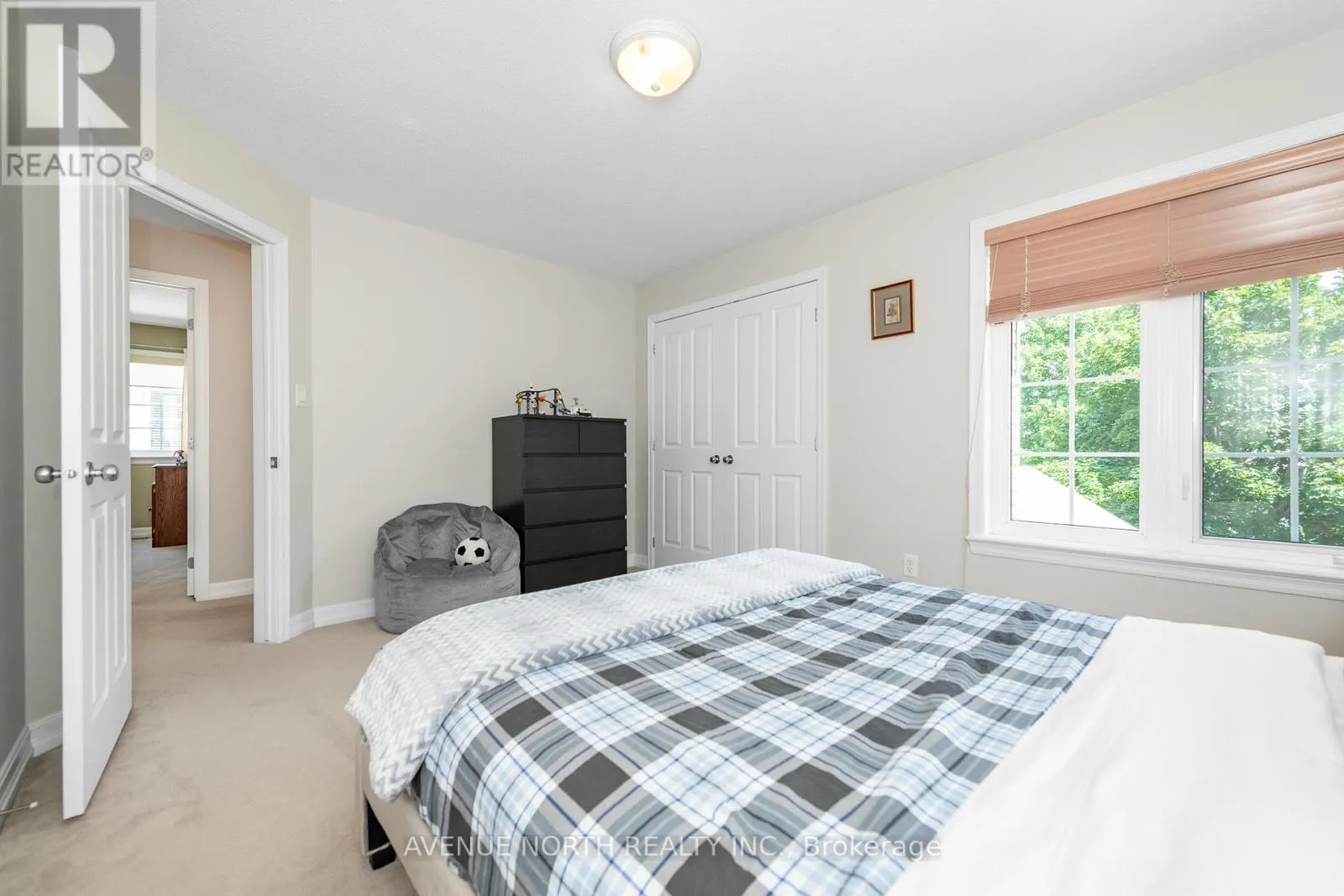 7 CALDERWOOD WAY