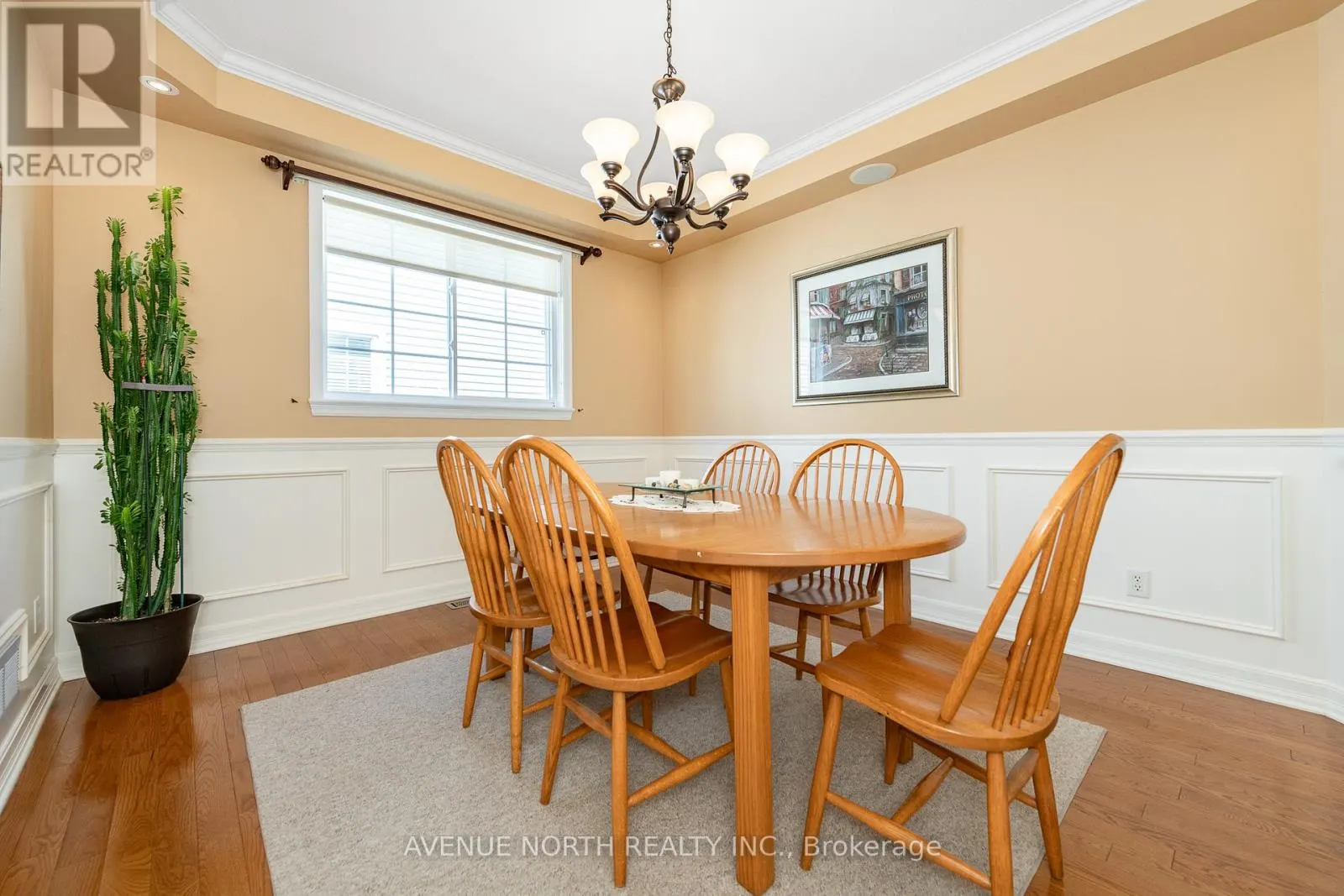 7 CALDERWOOD WAY