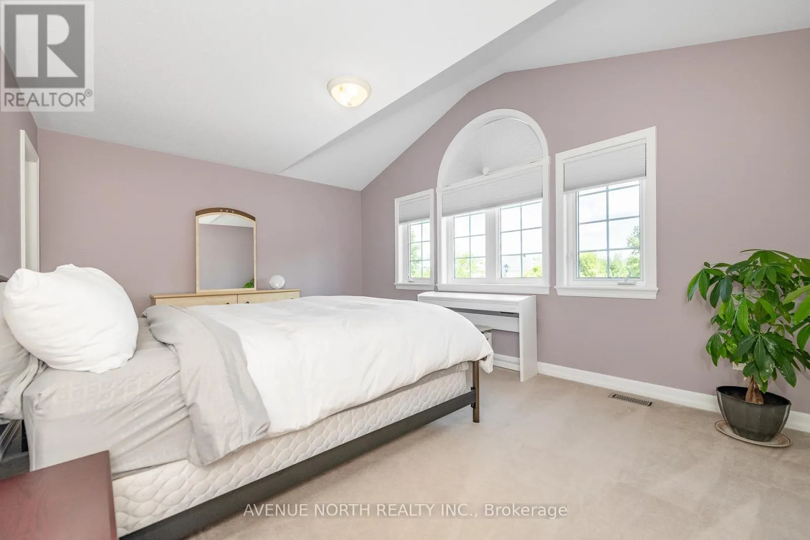7 CALDERWOOD WAY