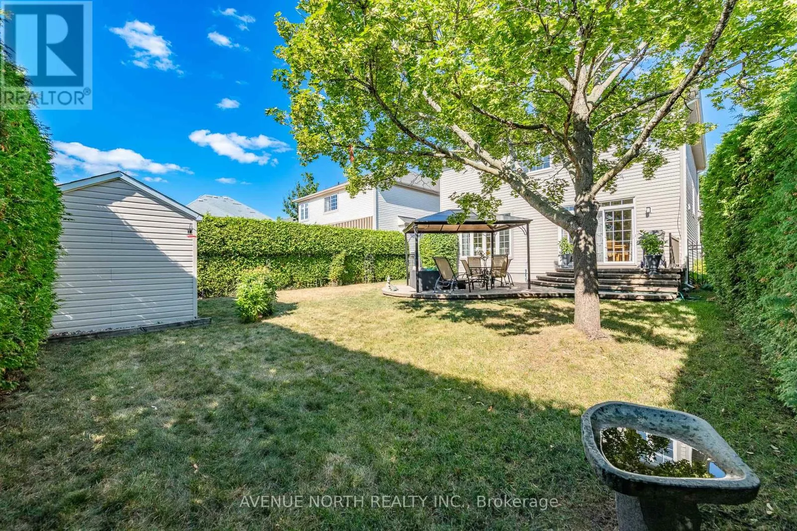 7 CALDERWOOD WAY