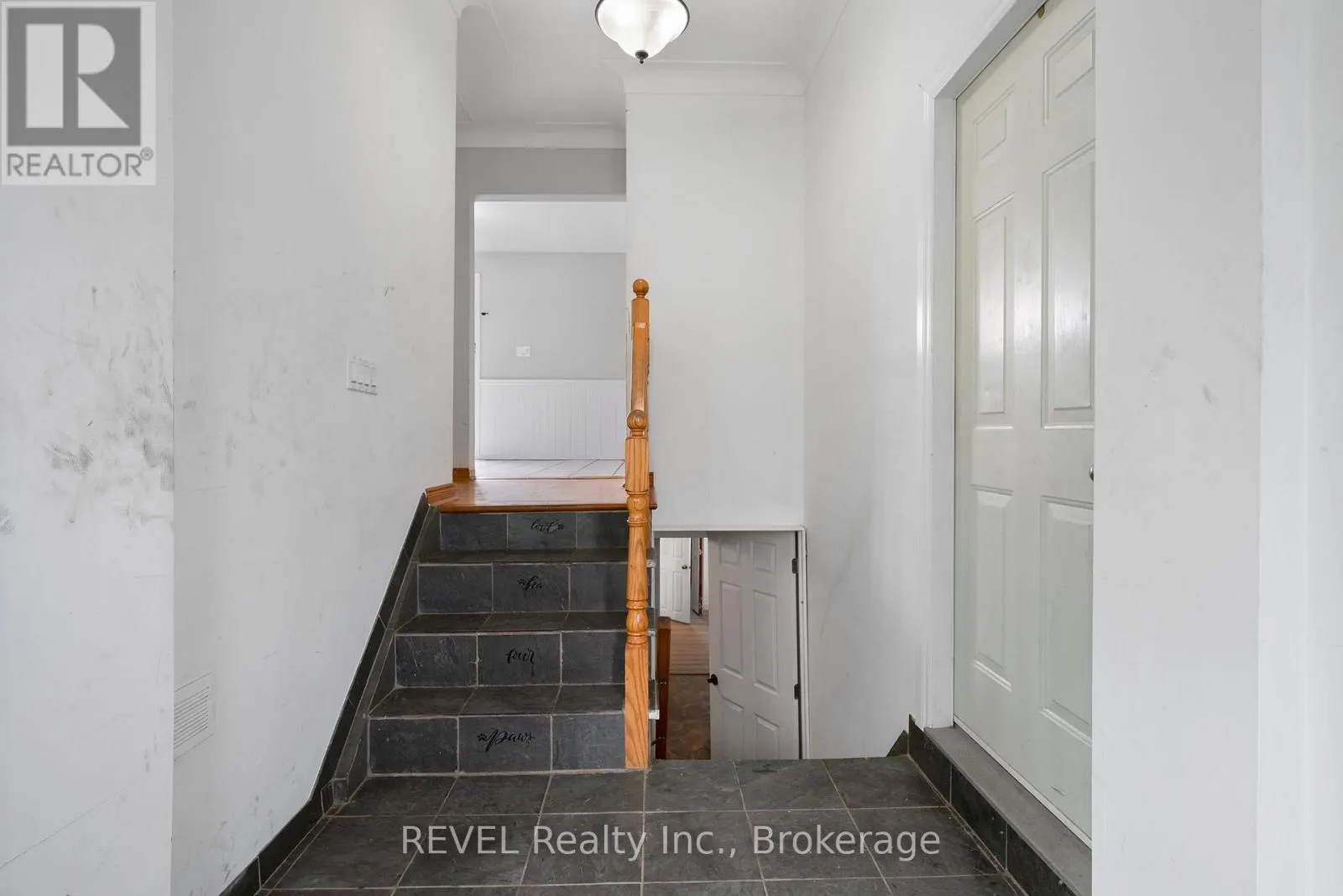167 WELLINGTON STREET