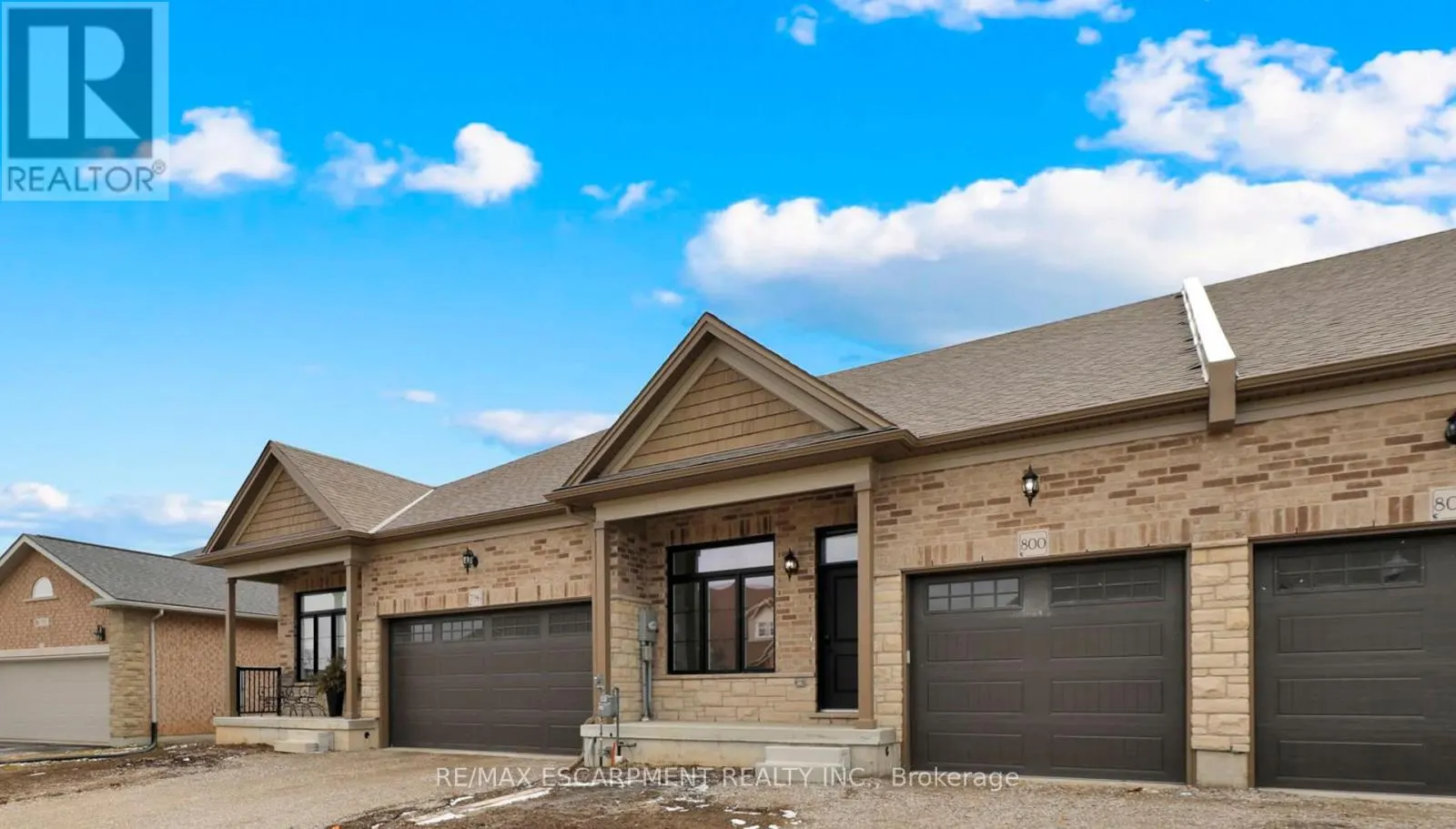 800 GARDEN COURT CRESCENT