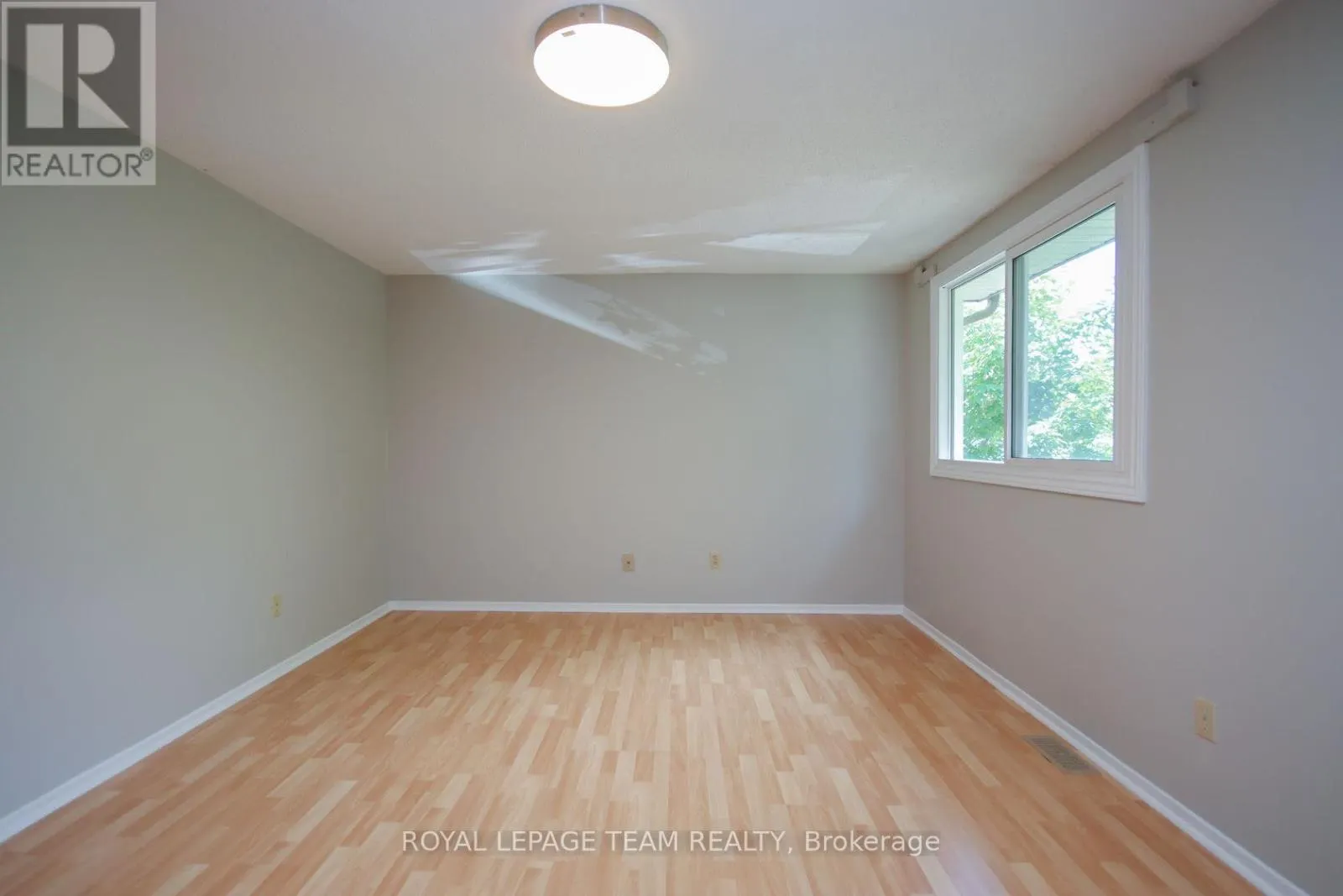 203 - 1427 PALMERSTON DRIVE
