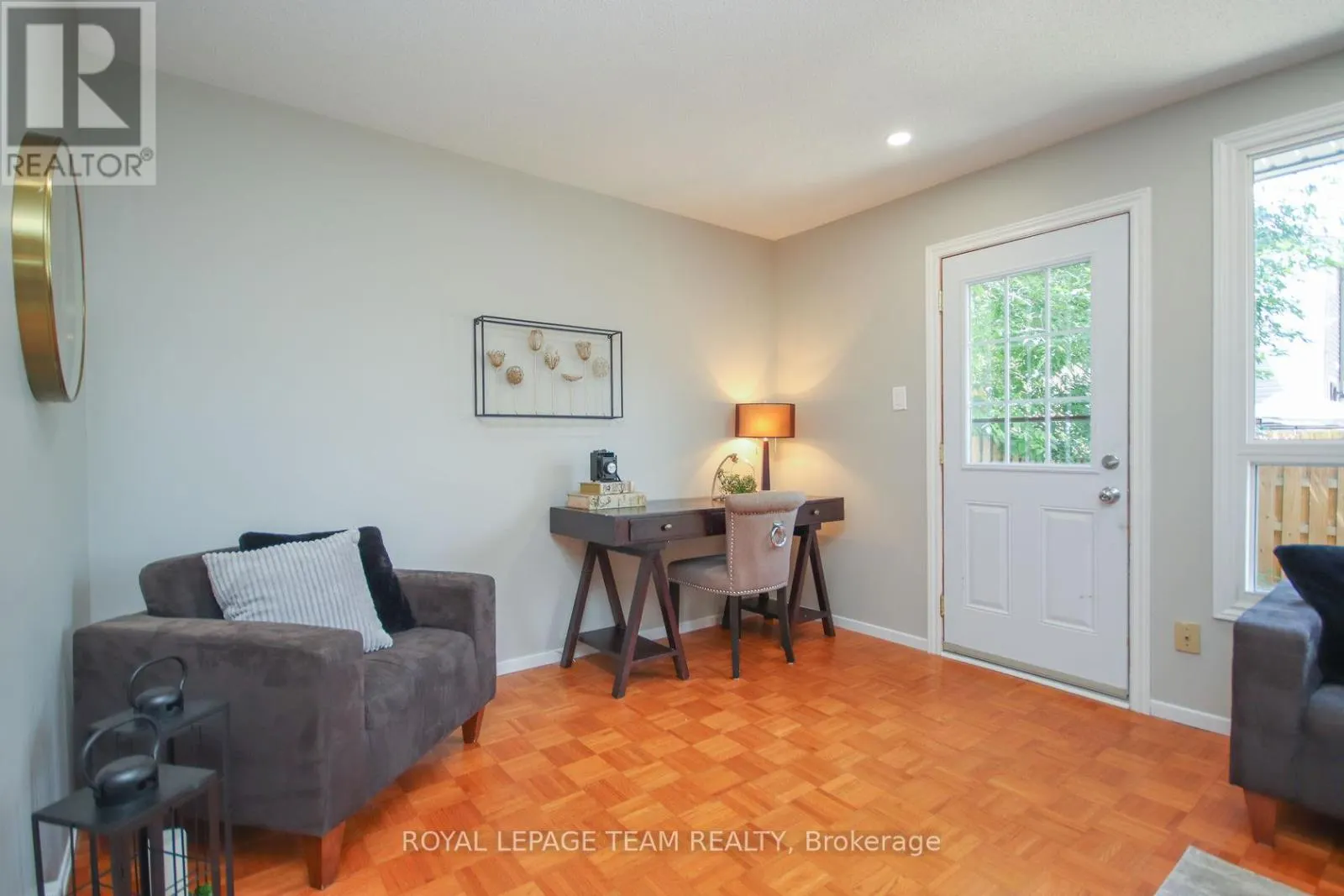 203 - 1427 PALMERSTON DRIVE