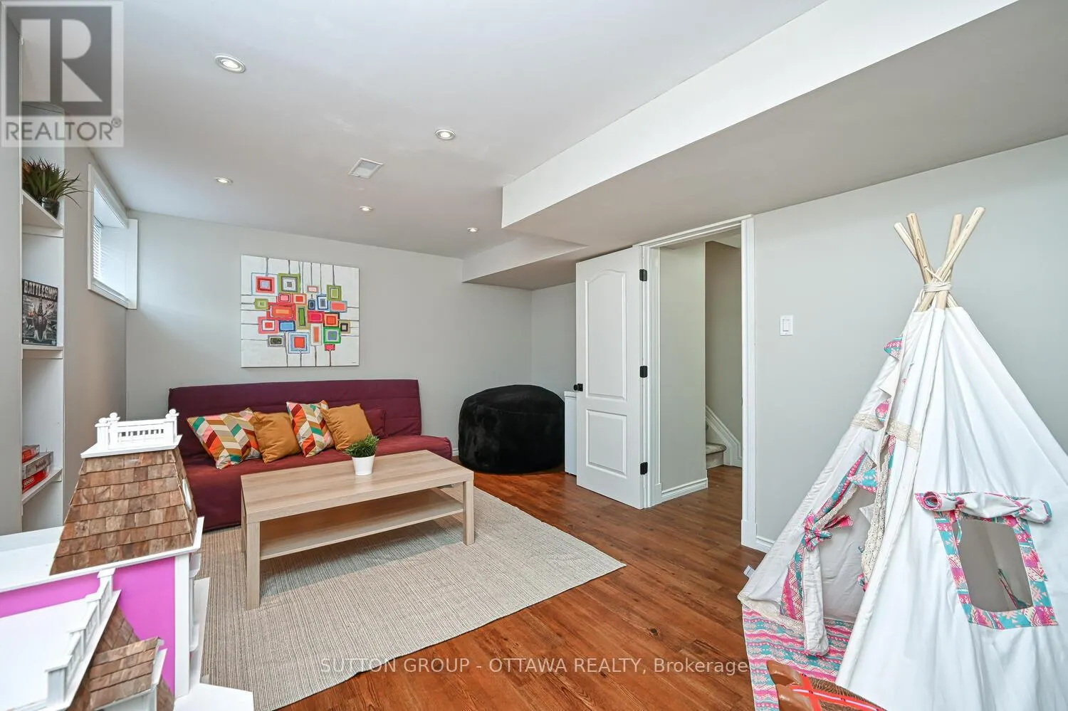 329 WEST RIDGE DRIVE