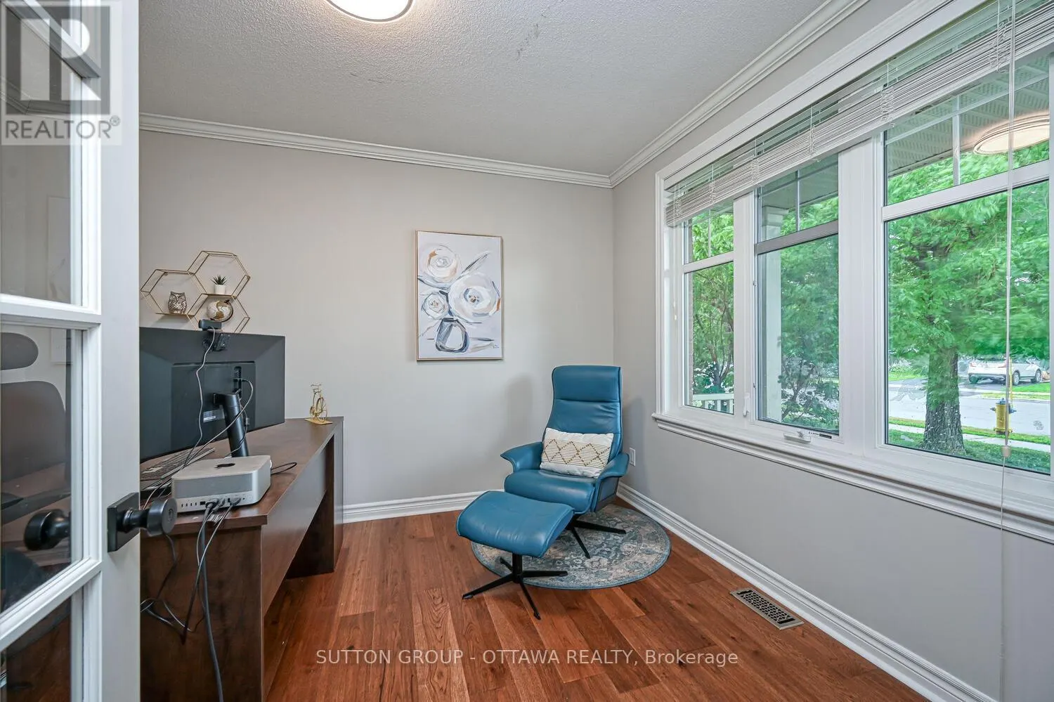 329 WEST RIDGE DRIVE