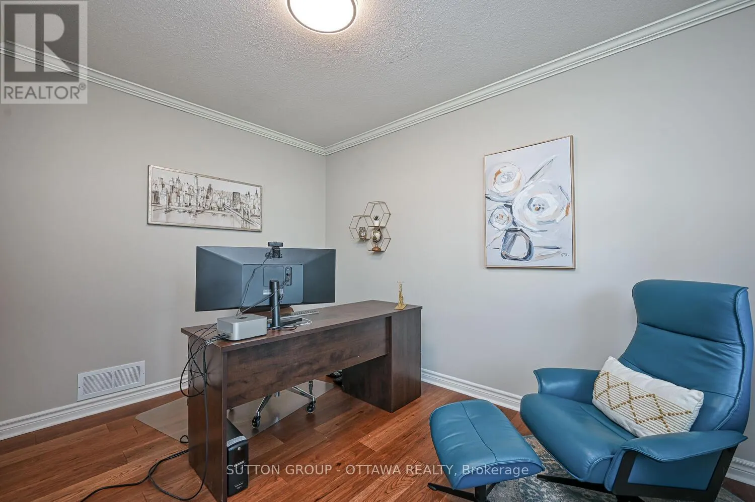 329 WEST RIDGE DRIVE
