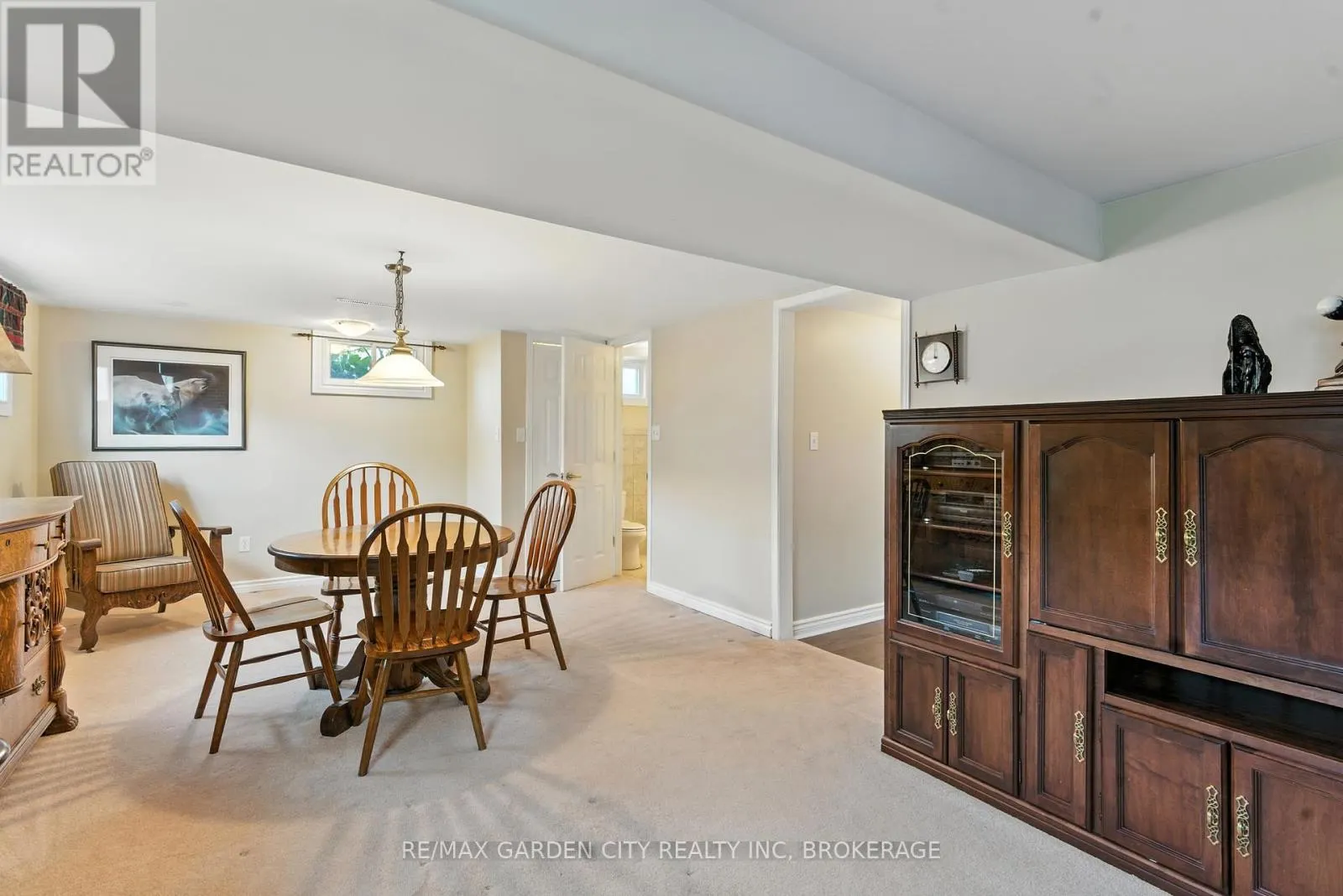 28 FAYE CRESCENT