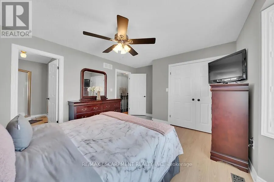 20 - 1336 UPPER SHERMAN AVENUE