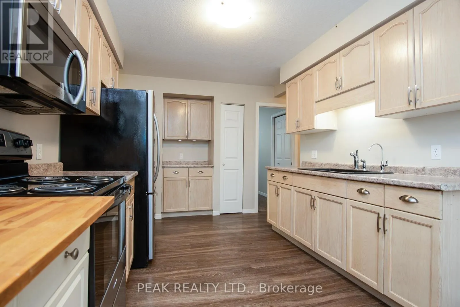 9 MACVILLE AVENUE
