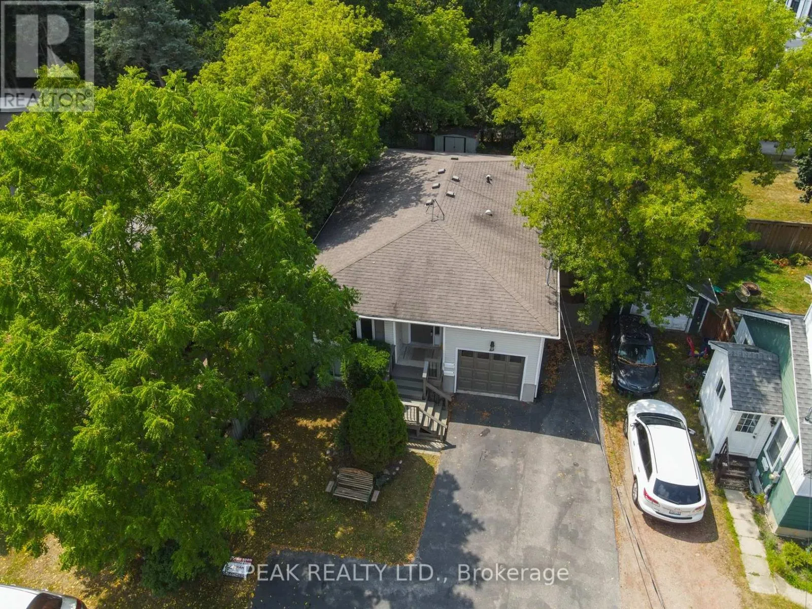 9 MACVILLE AVENUE