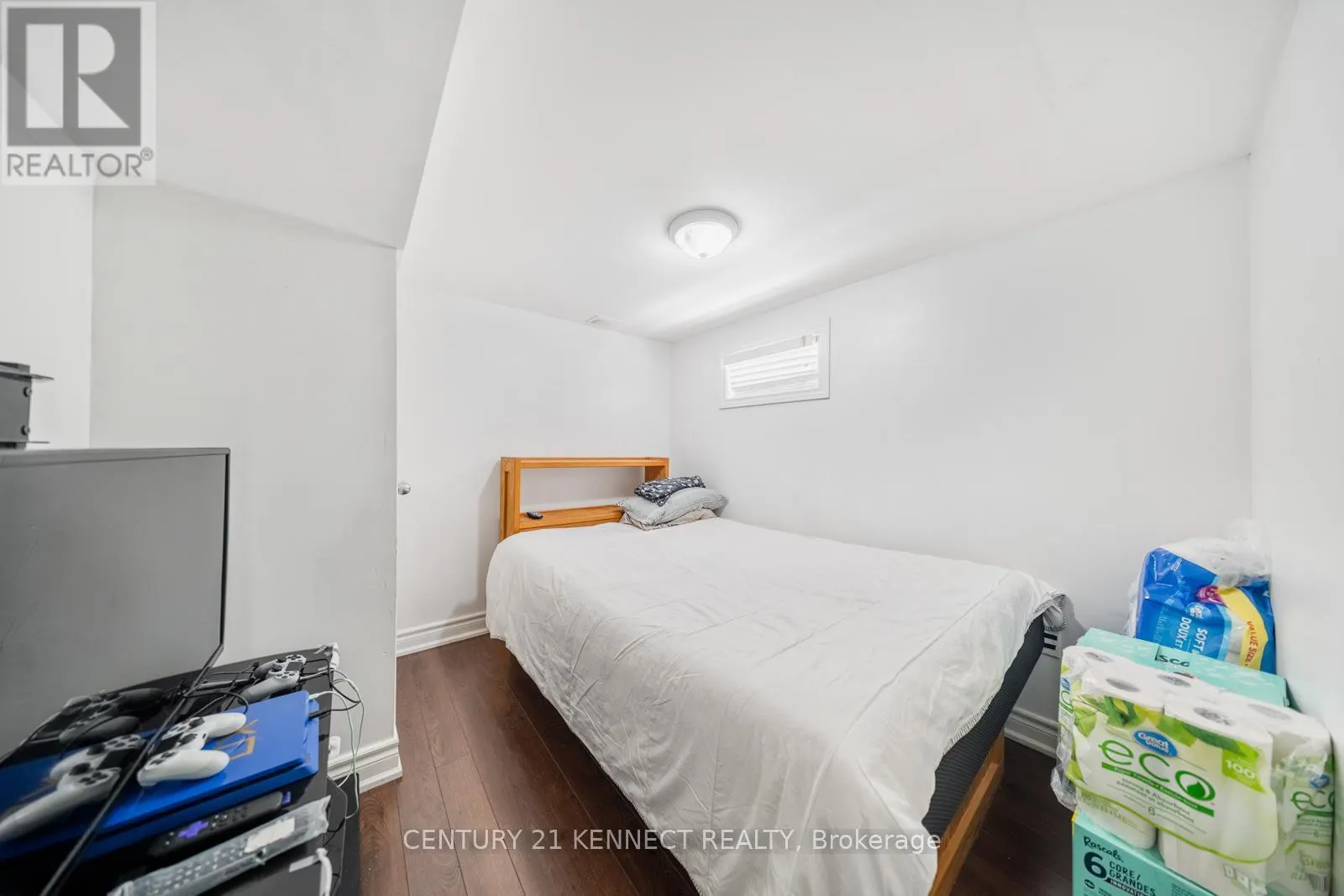 15 - 4475/4477 HIRAM STREET