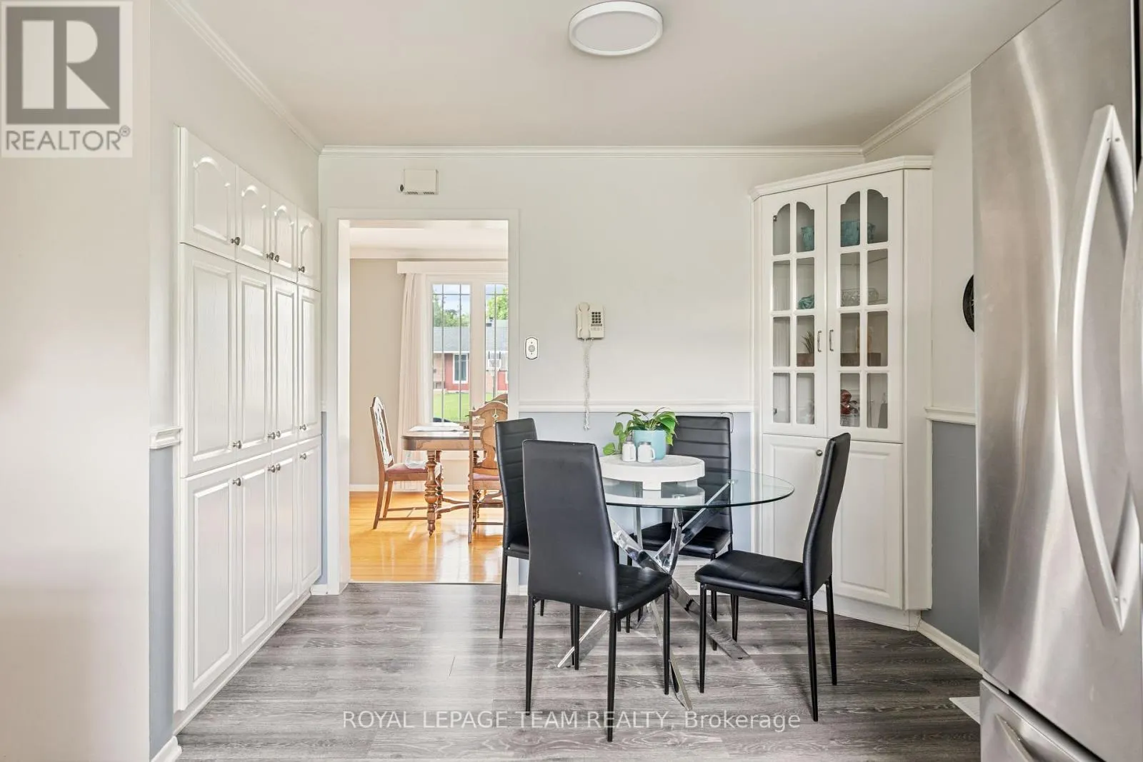 2128 HUBBARD CRESCENT