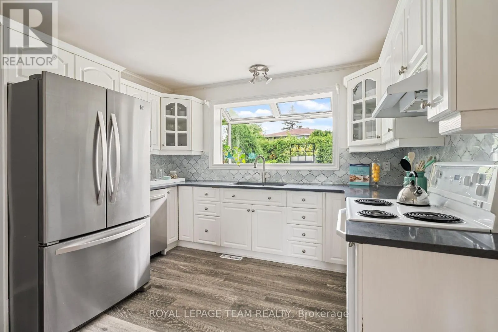 2128 HUBBARD CRESCENT