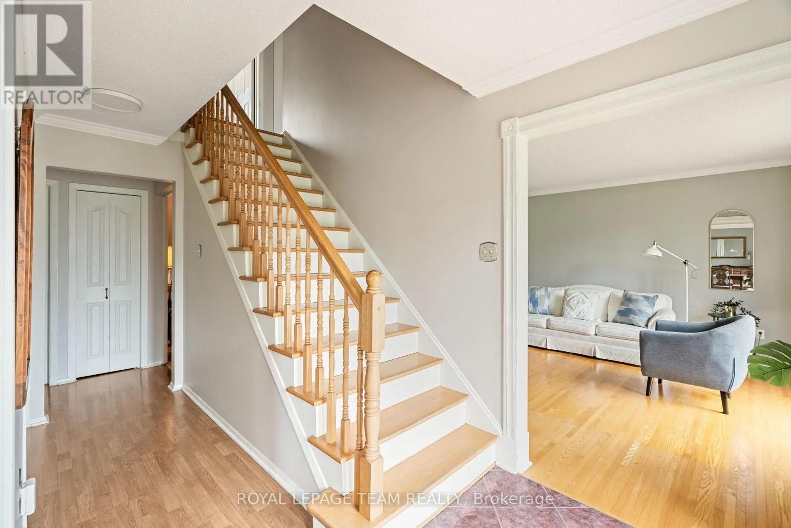 2128 HUBBARD CRESCENT