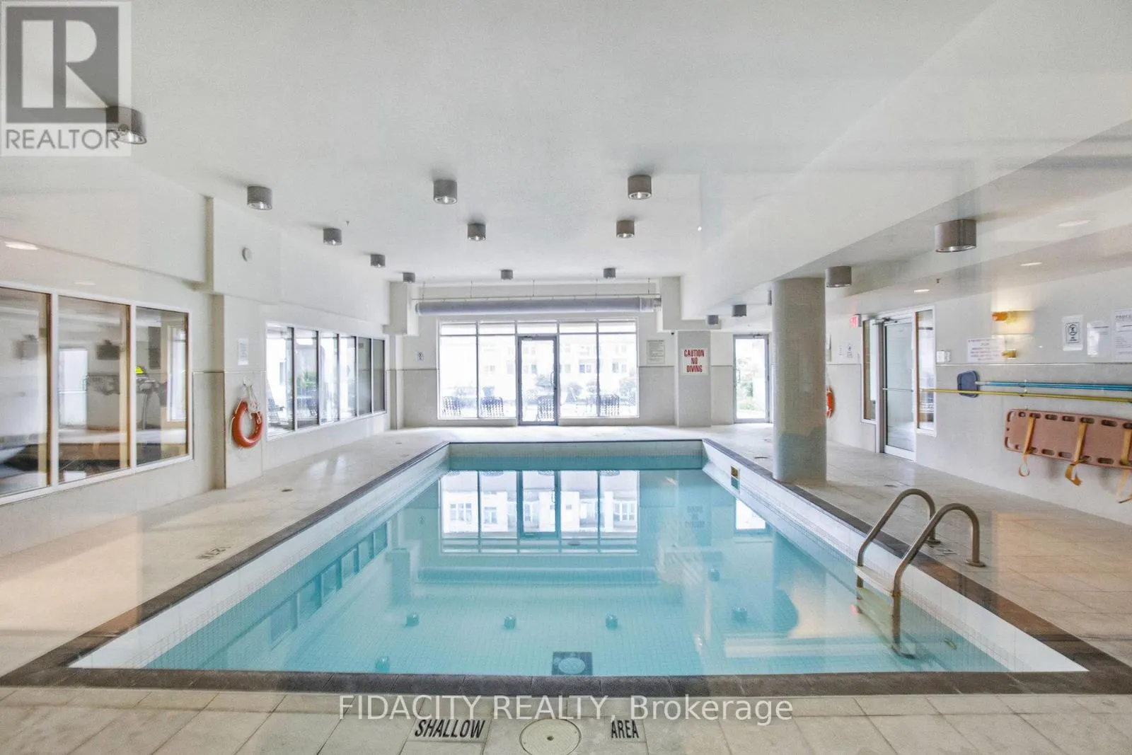 1105 - 242 RIDEAU STREET