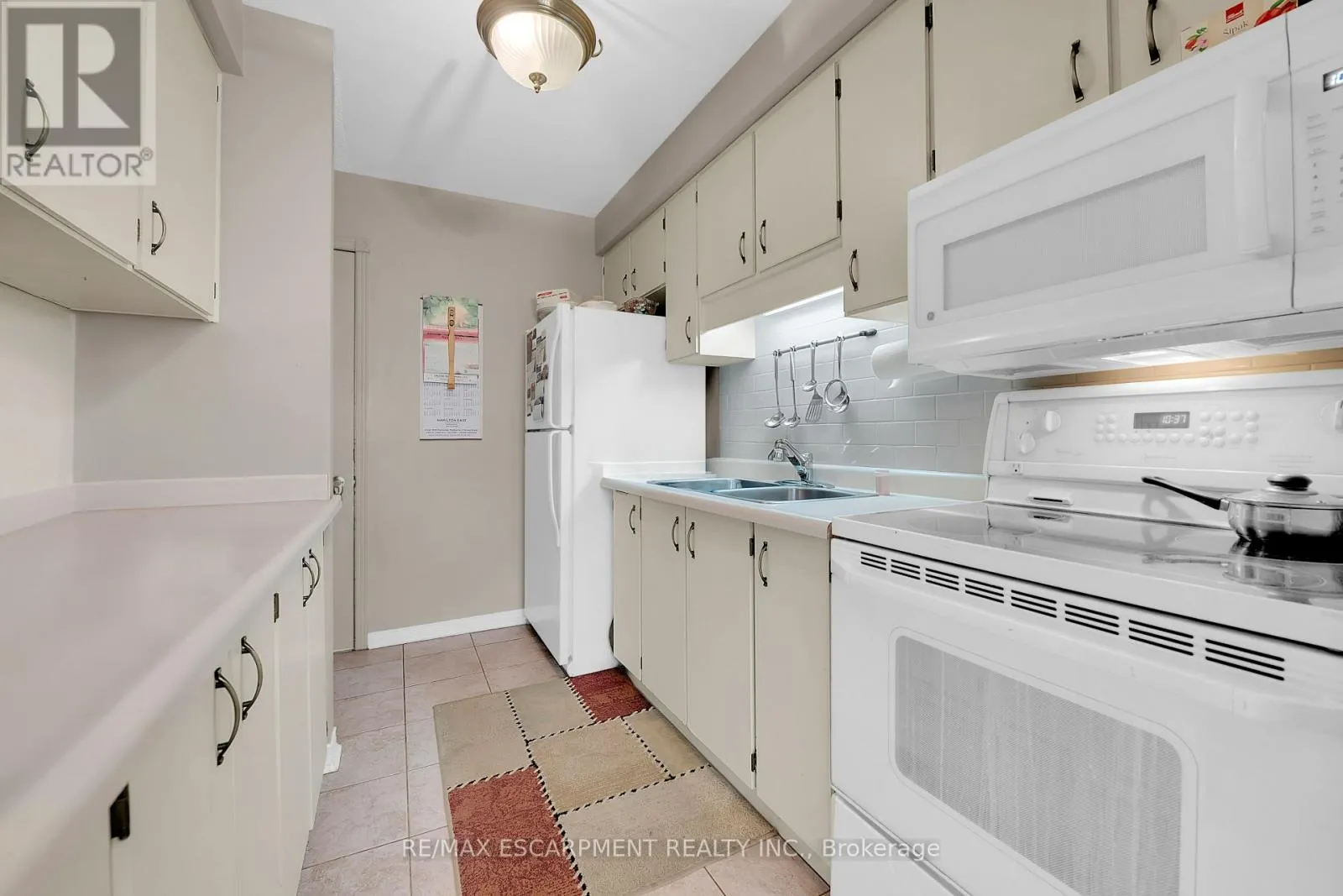 5016 FRIESEN BOULEVARD